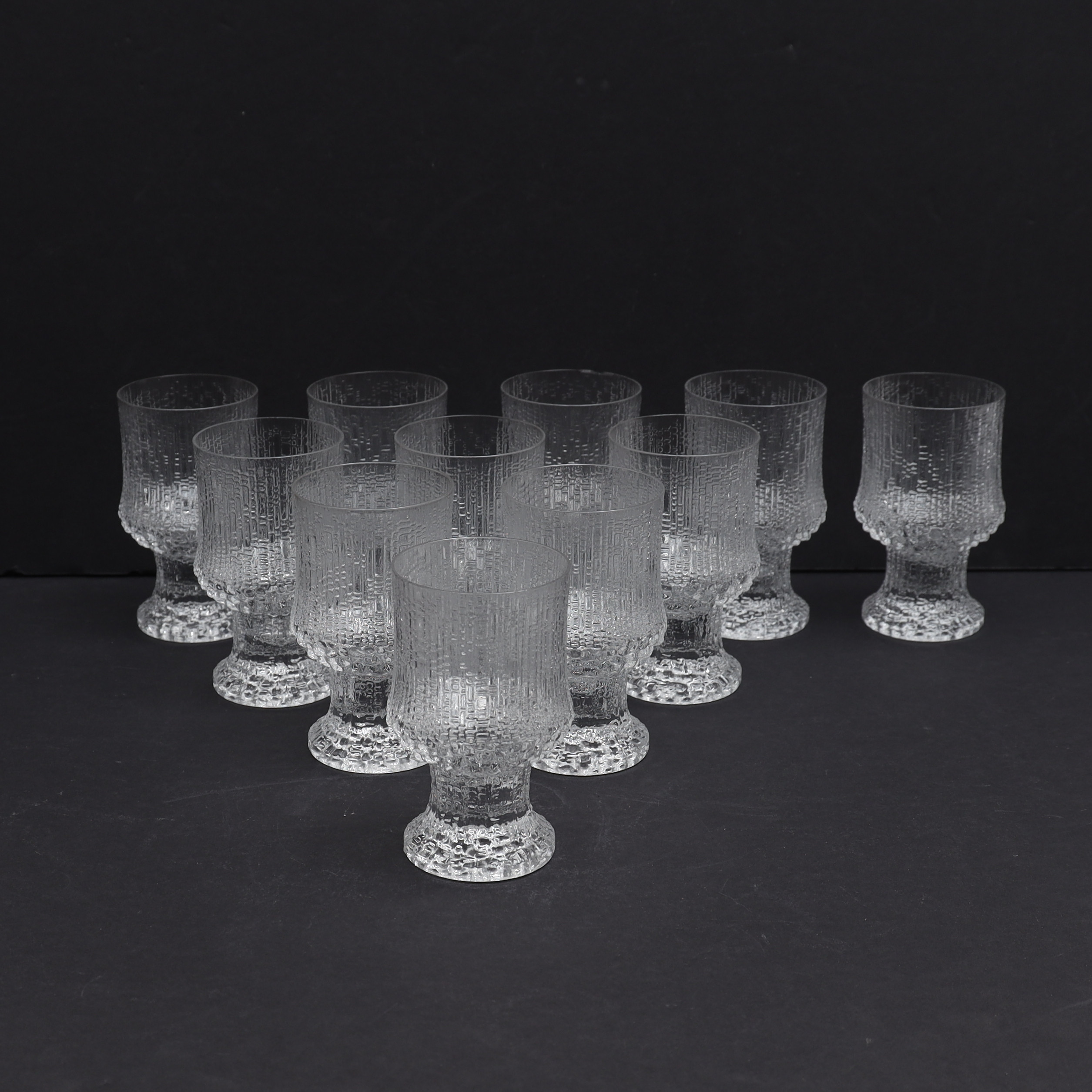 TAPIO WIRKKALA. 11st Glas på fot, "Ultima thule" Iittala.