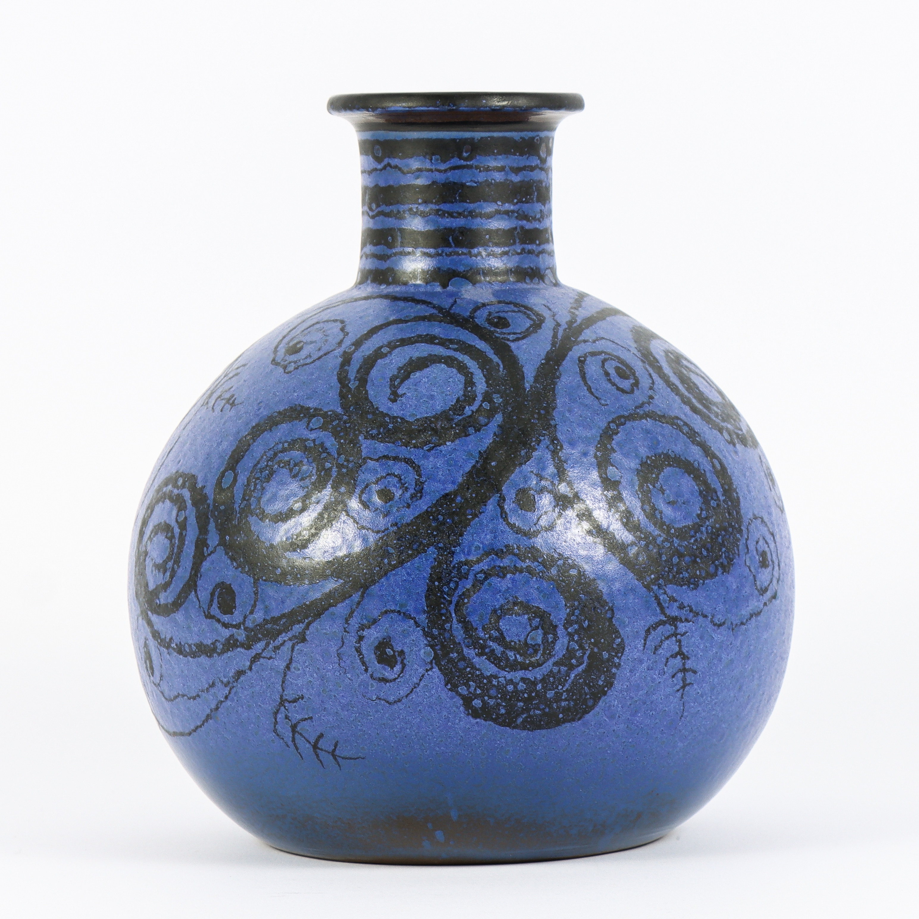 VAS, glaserat lergods, Graveren Potteri, Sandnes, Norge, 1900-talets mitt eller andra hälft.