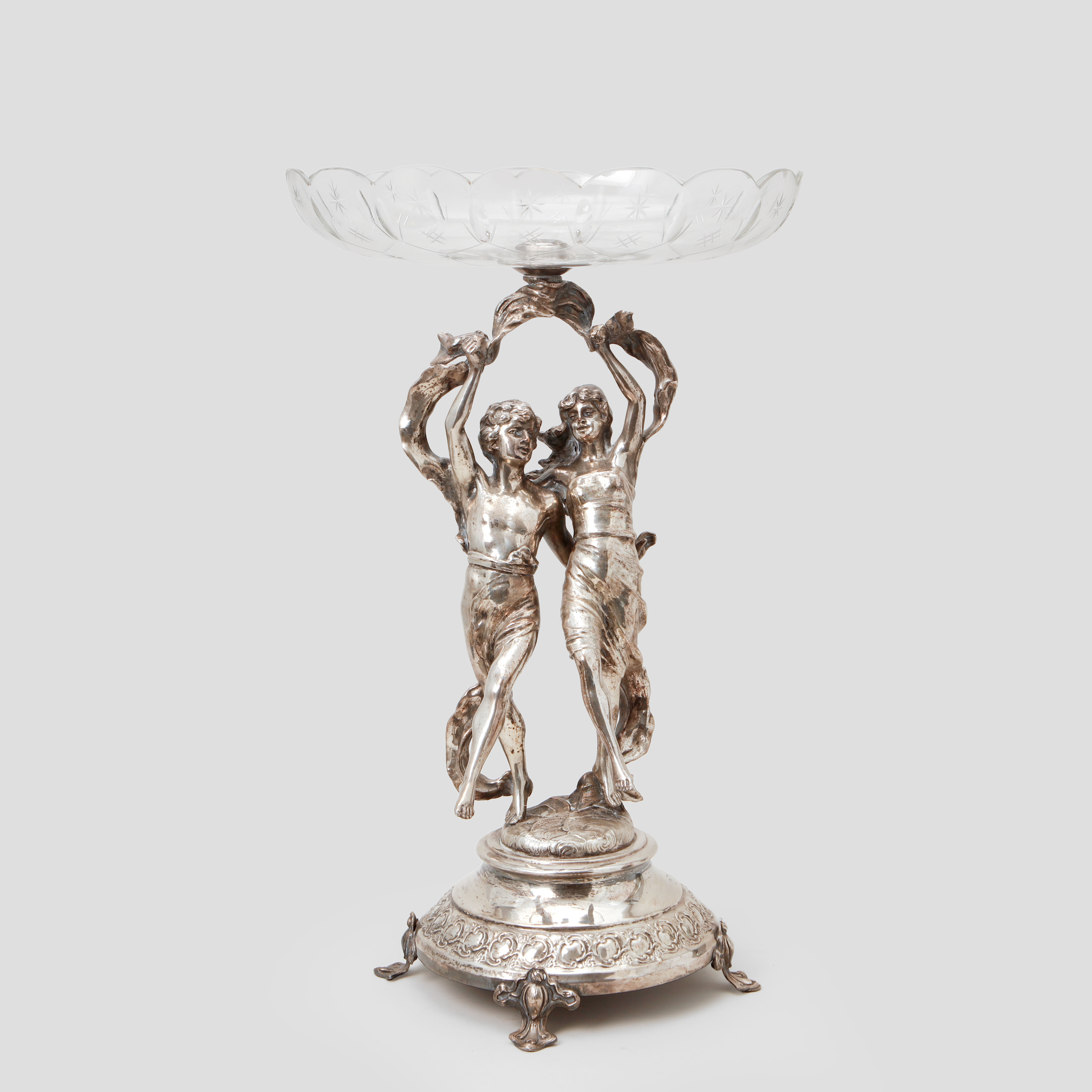 BORDSUPPSATS, nysilver och glas, omkring sekelskiftet 1900.