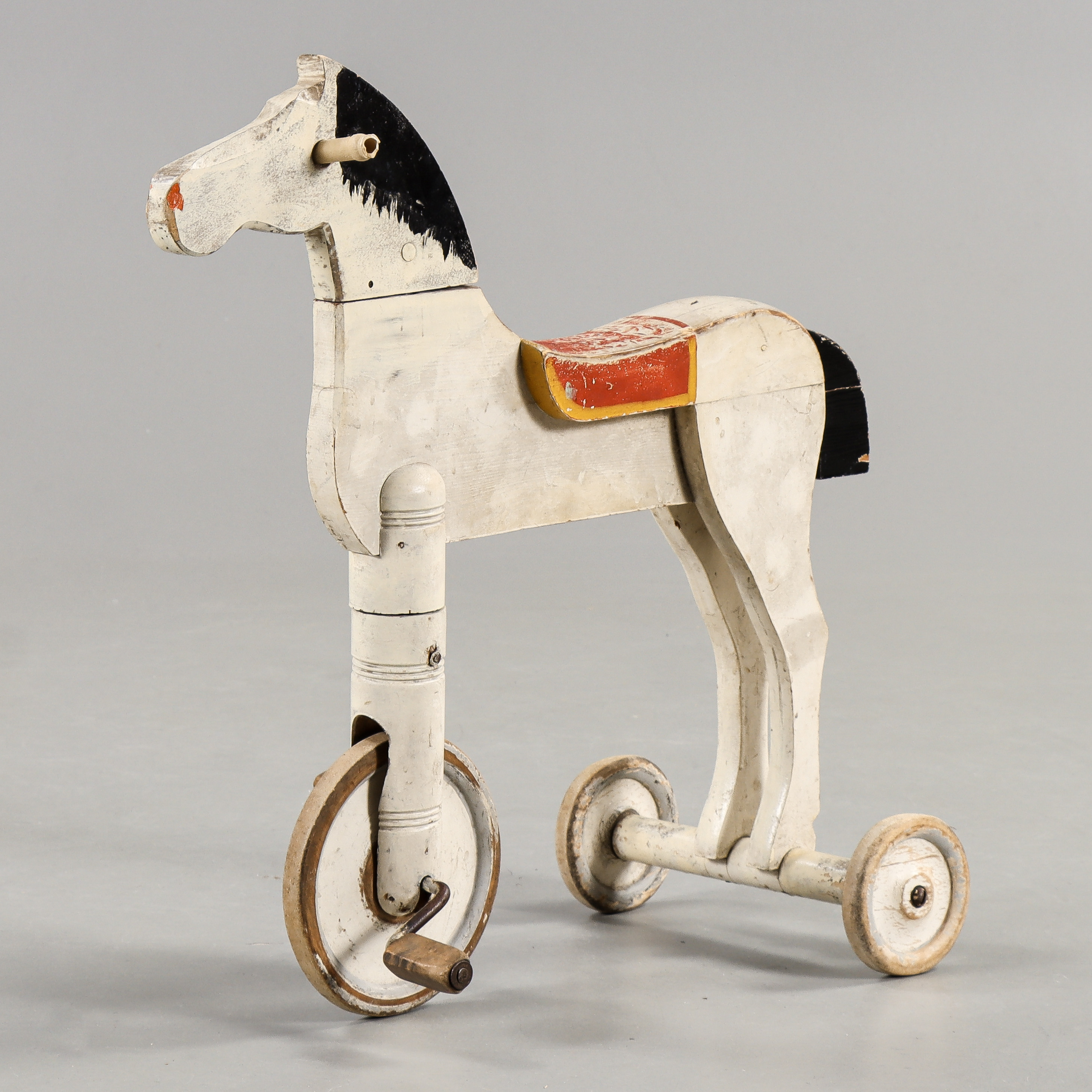 TRAMPHÄST bemålat trä, 1930/40-tal.
