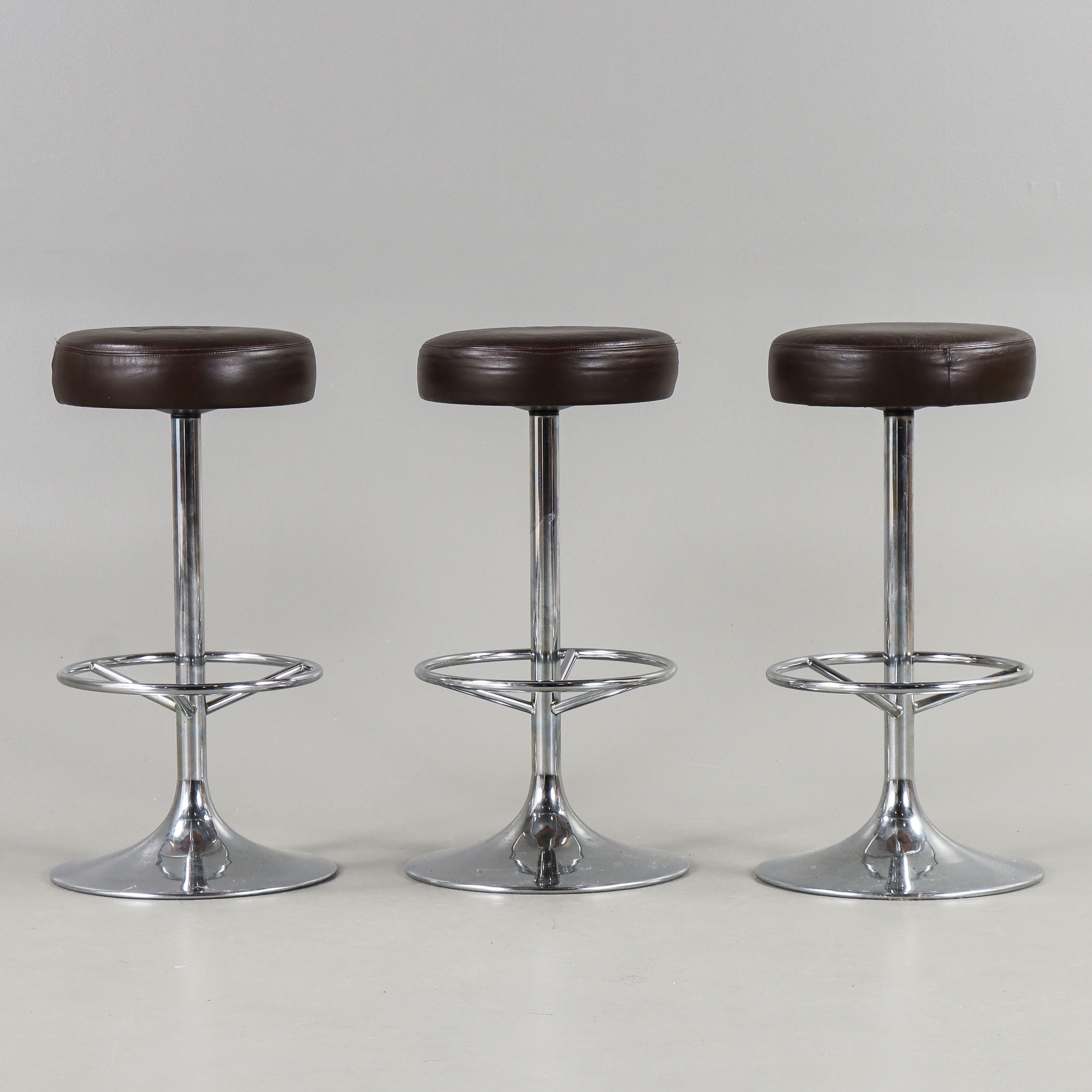 BARSTOLAR 3 stycken, sannolikt Johanson Design, Markaryd.