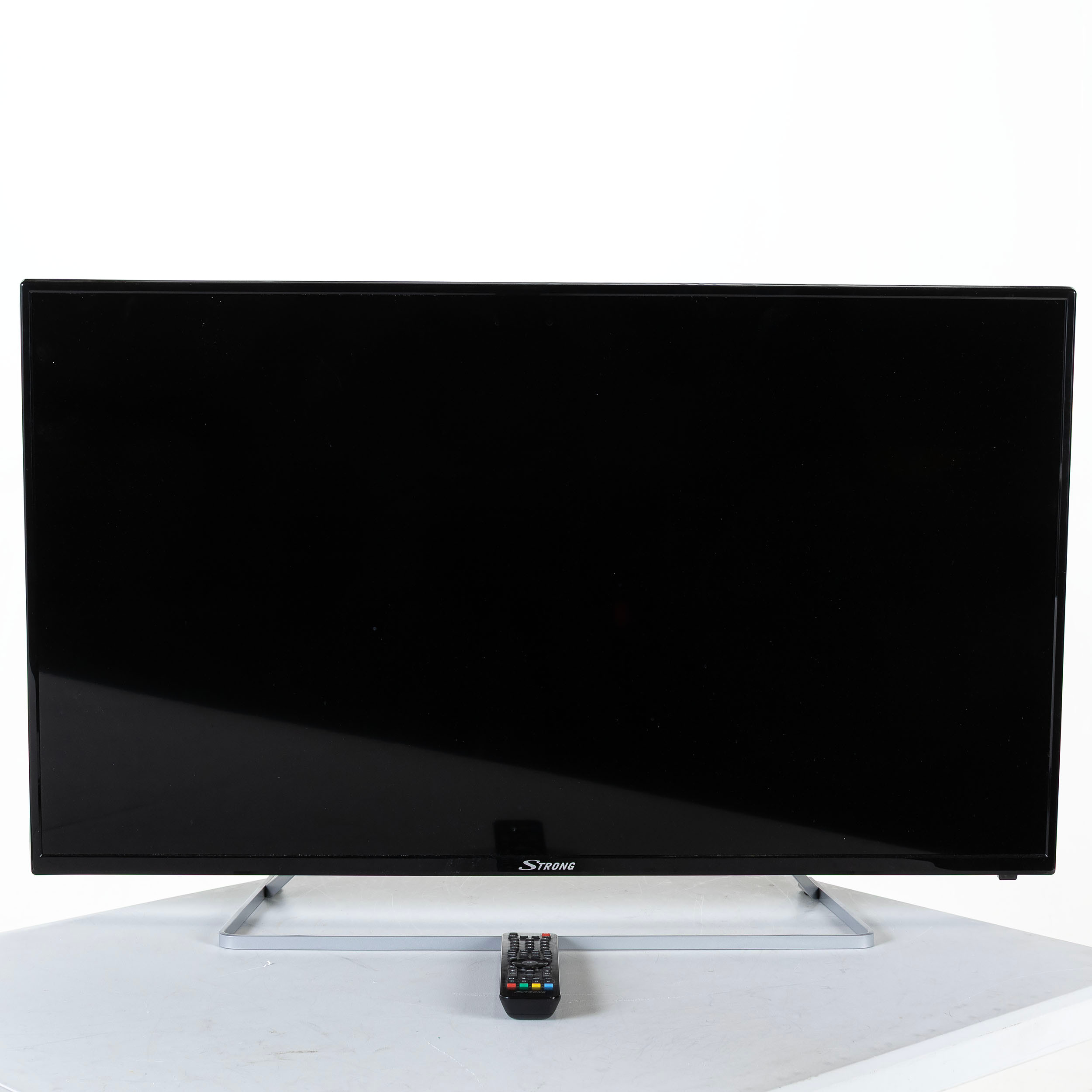 TV 40", Strong.