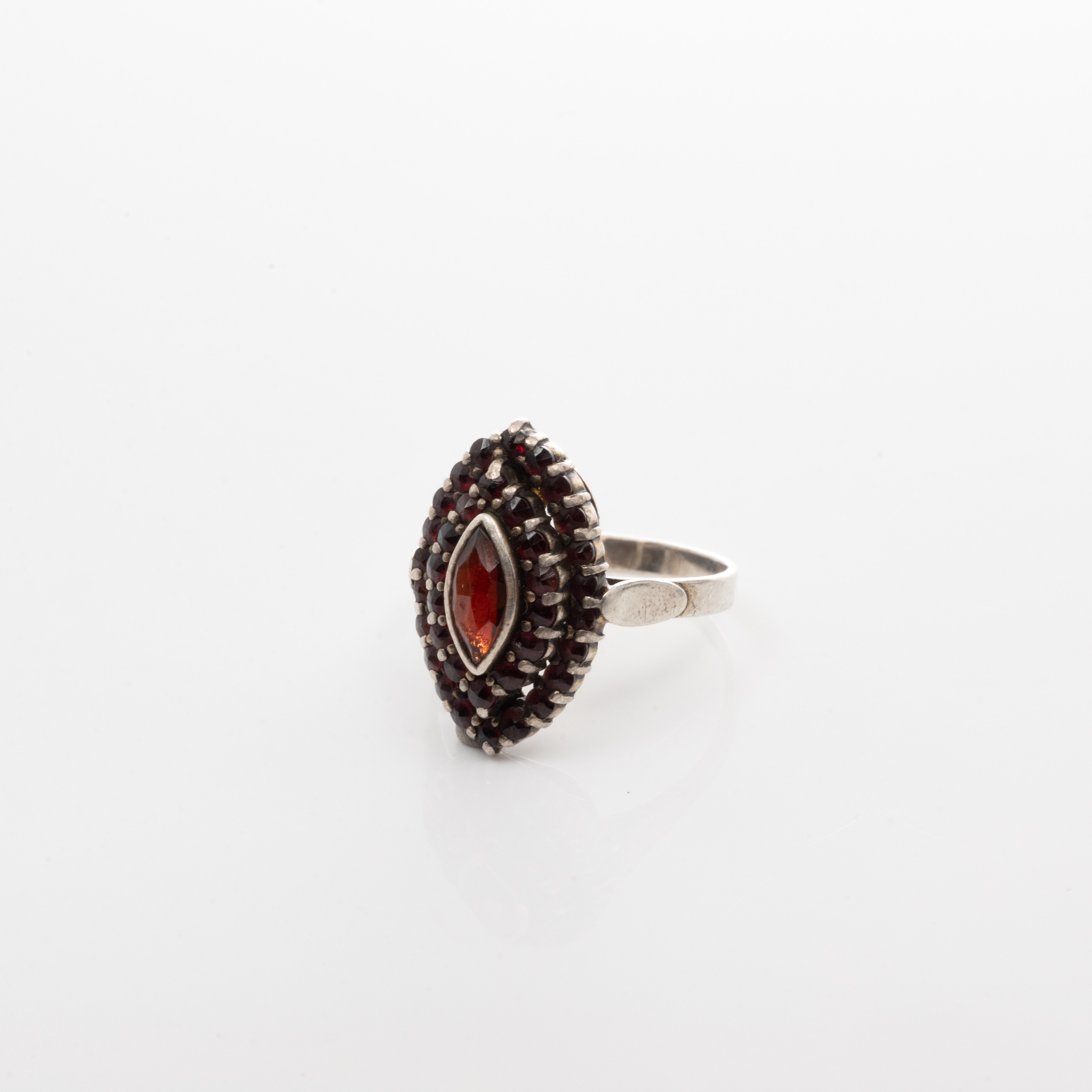 RING, Silver, Granater.