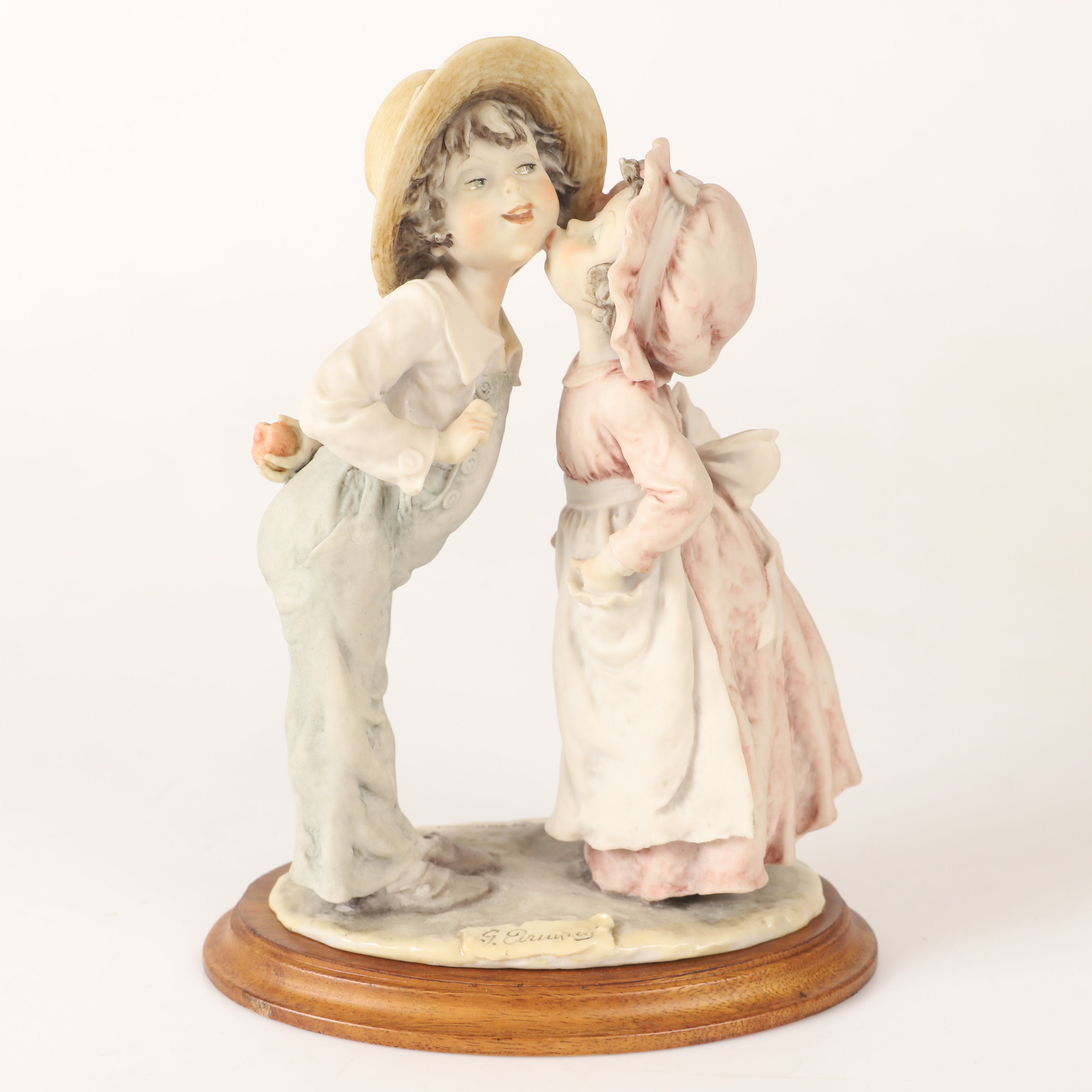 GIUSEPPE ARMANI. Figurin, porslin, Italien.