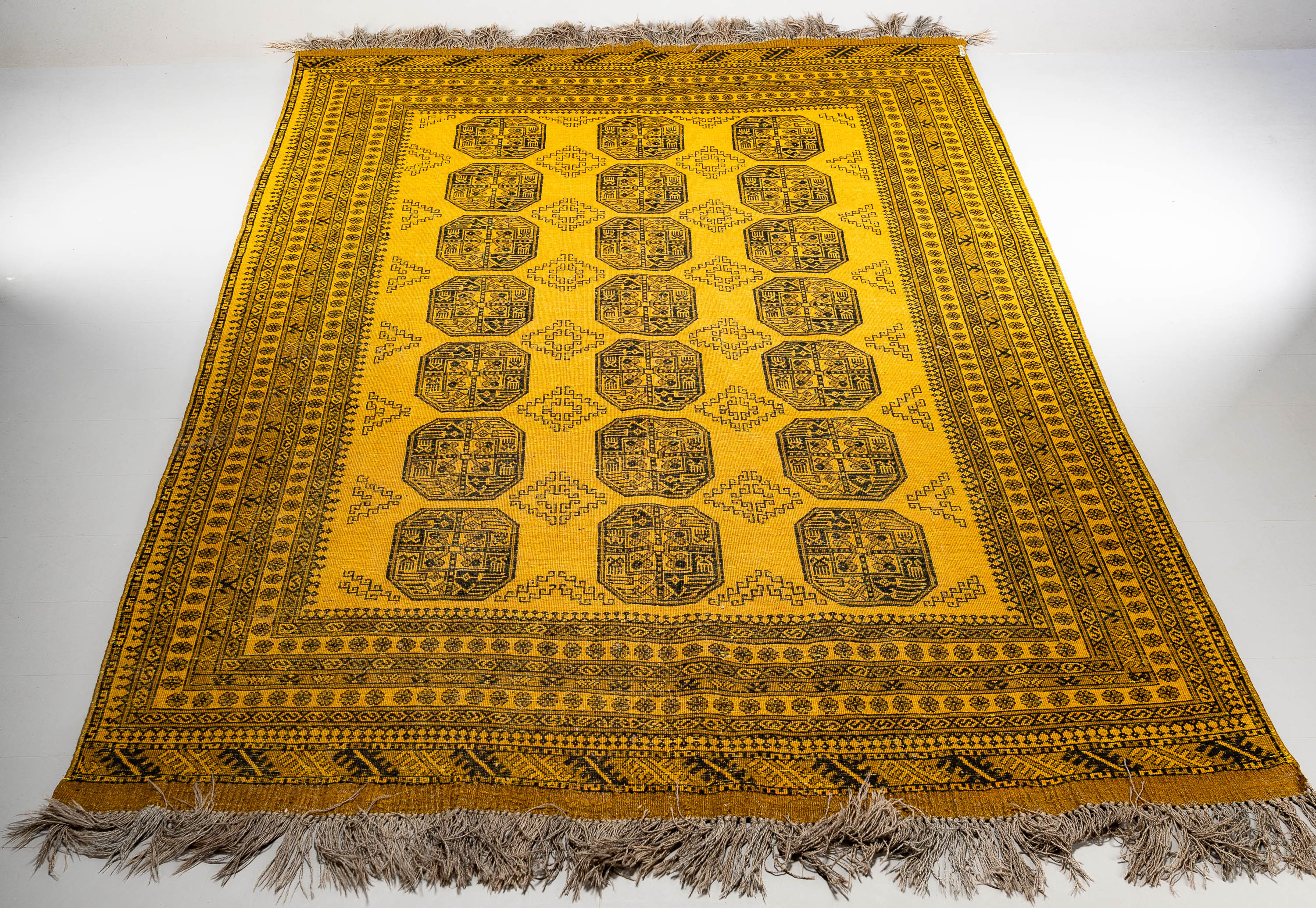 MATTA, Orientalisk, "Guldafghan", Handknuten, ca 210x315 cm.