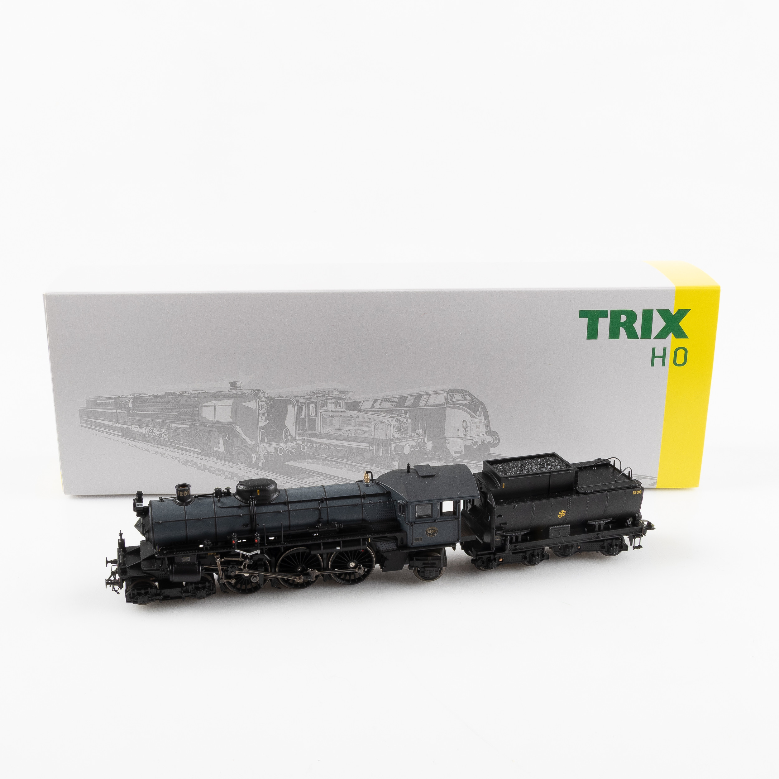 TRIX, modelljänvägsdel, SJ:s ånglok 1200 F med tender.