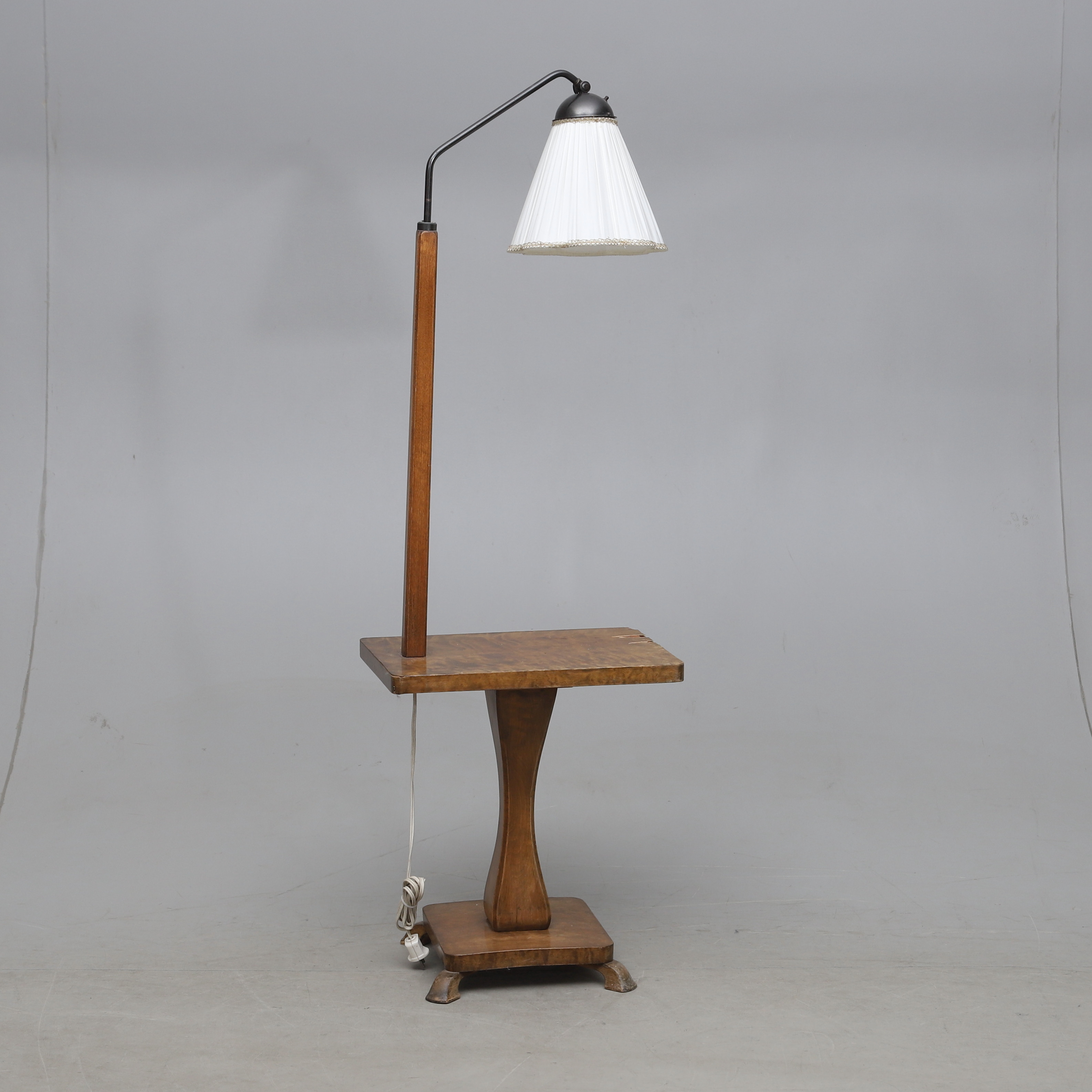 LAMPBORD, björk, 1920-/30-tal.