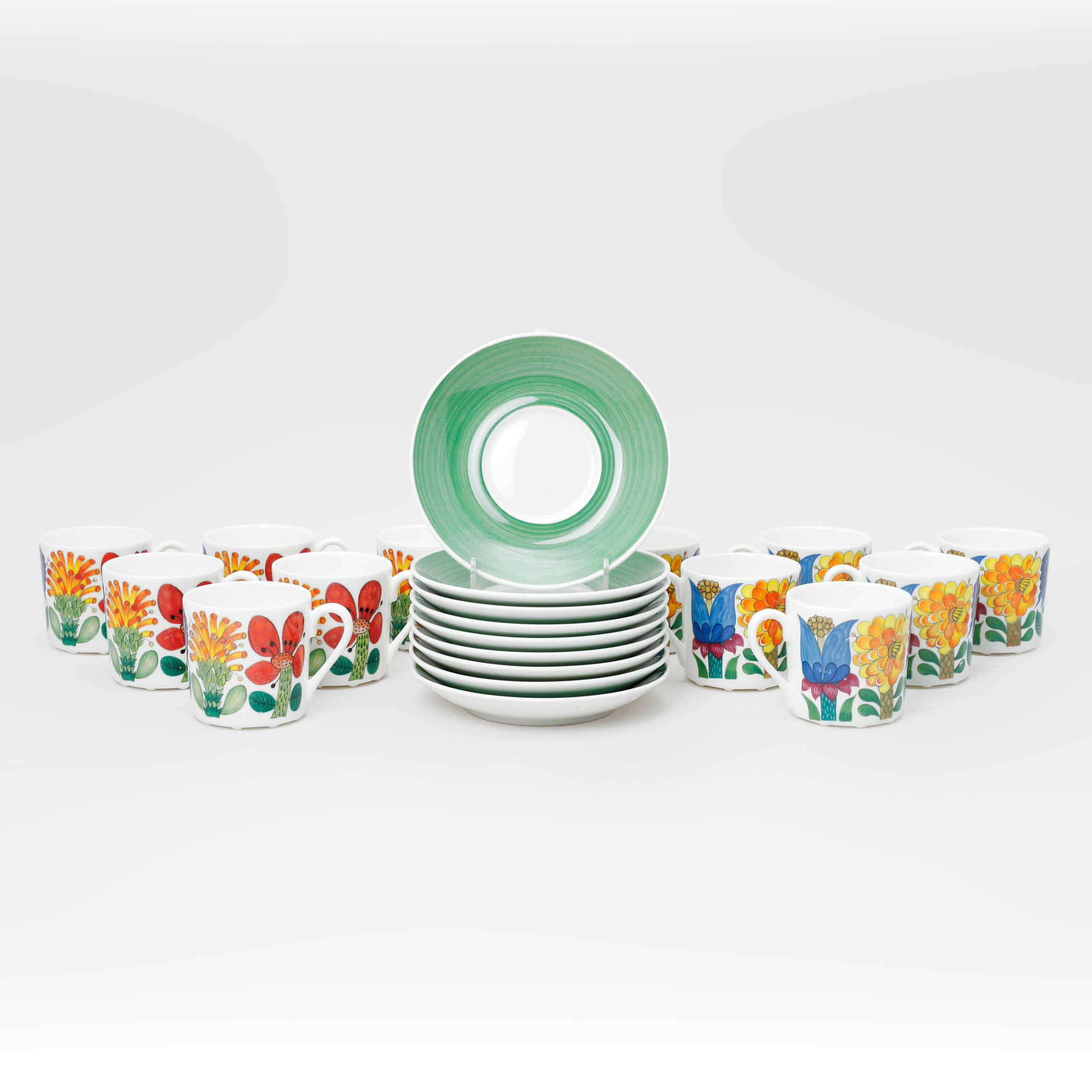 STIG LINDBERG. Kaffekoppar, "Tahiti", 11 koppar med fat + 1 kopp, porslin, Gustavsberg, 1970-73.