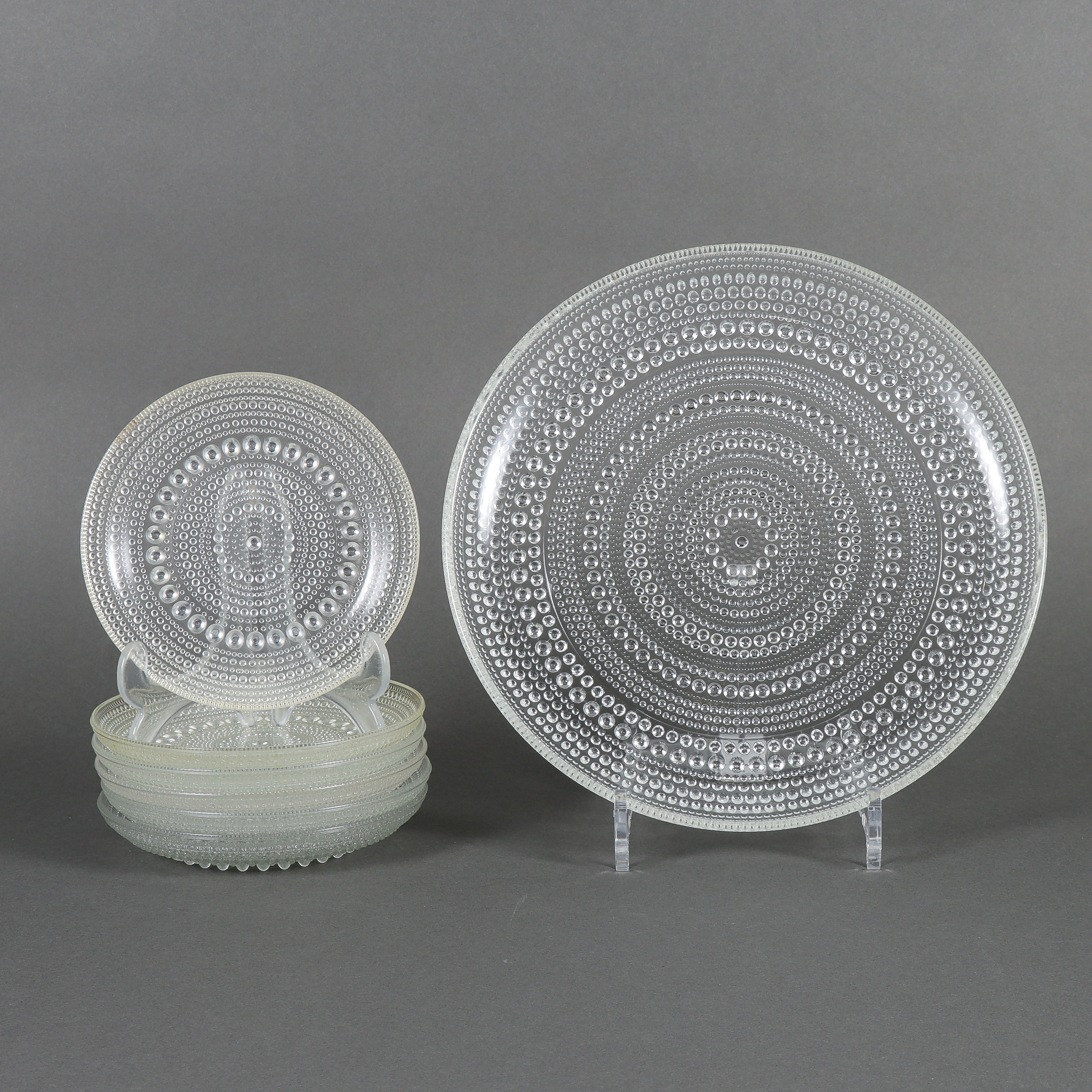 OIVA TOIKKA. Servis, Iittala Kastelhemi.