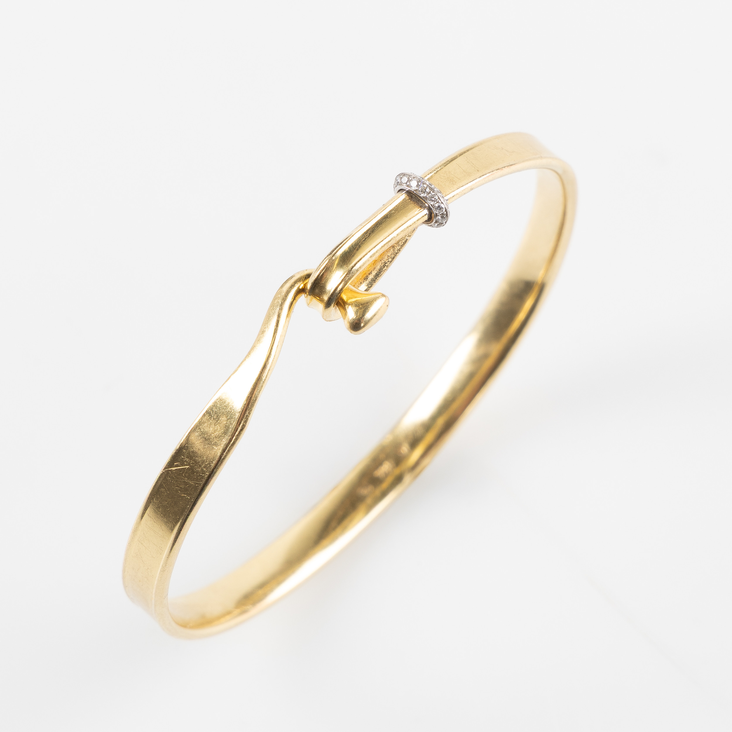 VIVIANNA TORUN BÜLOW-HÜBE. Armband "Torun", 18K guld, diamanter. Georg Jensen.