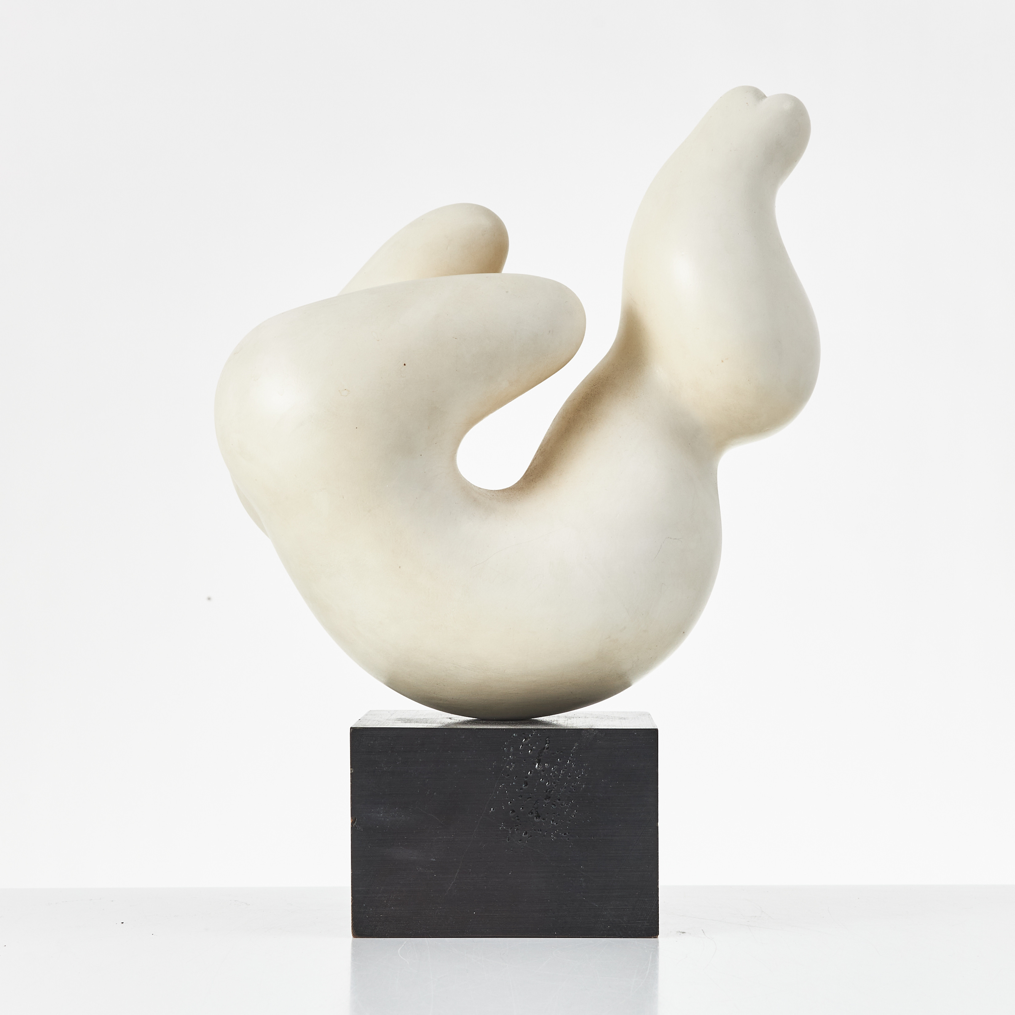 BO ENGLUND, Skulptur, ''Skriet'', stenmassa, signerad.