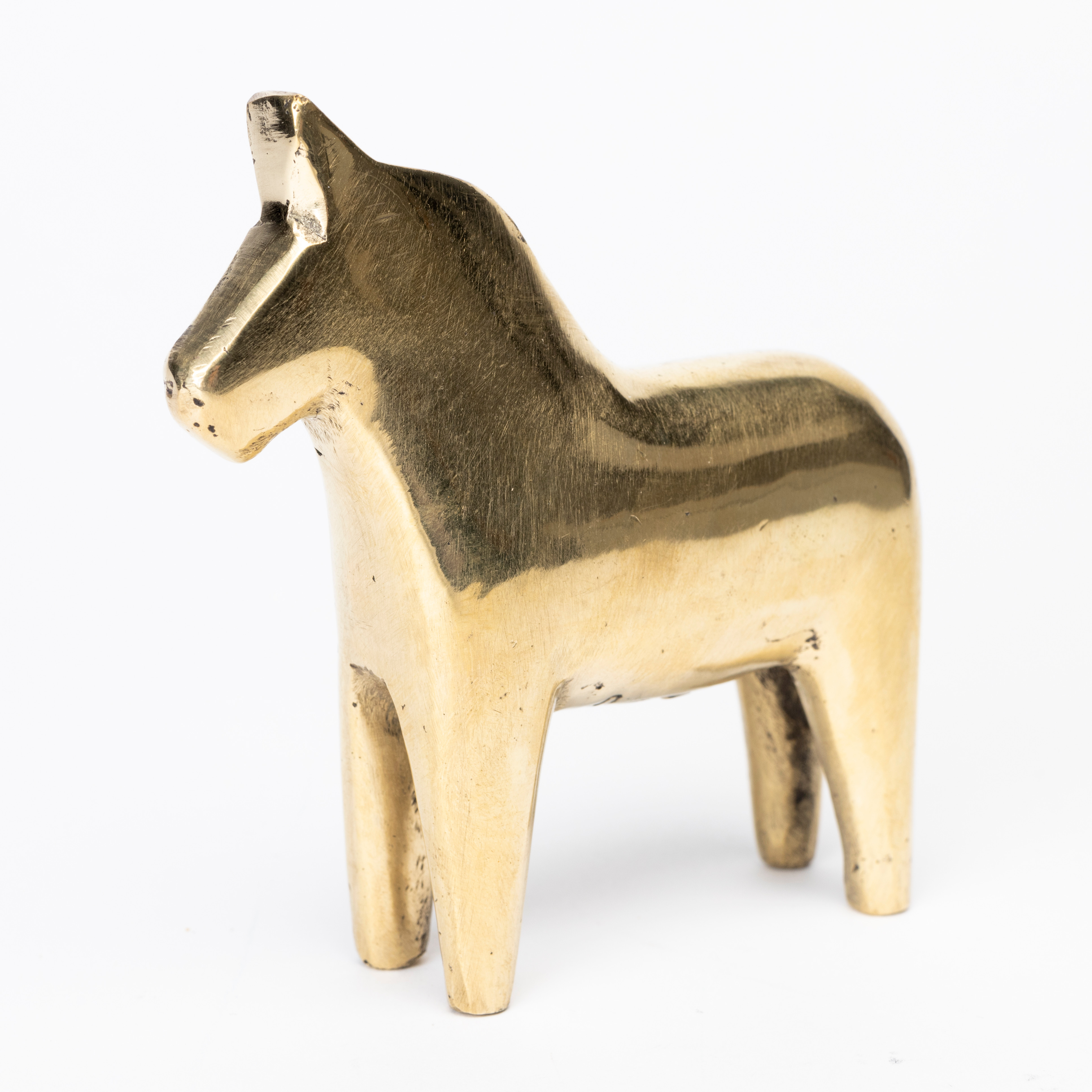 ANDREAS WARGENBRANT. "Dalahäst", skulptur, guldpatinerad brons, gjutarstämpel och gjutarsignatur, samtida.