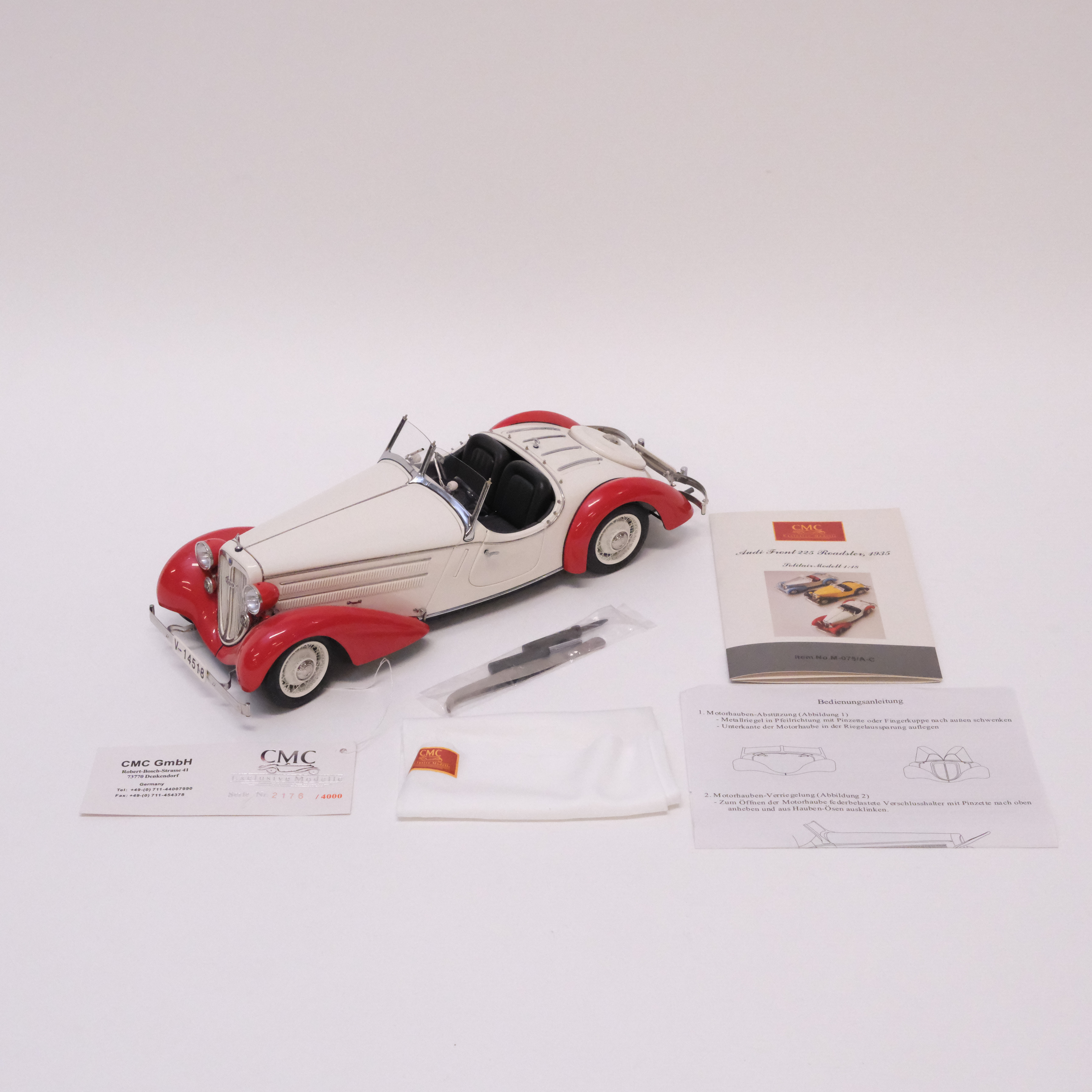 CMC. MODELLBIL, AUDI. LIMITED EDITION. SKALA 1:18.