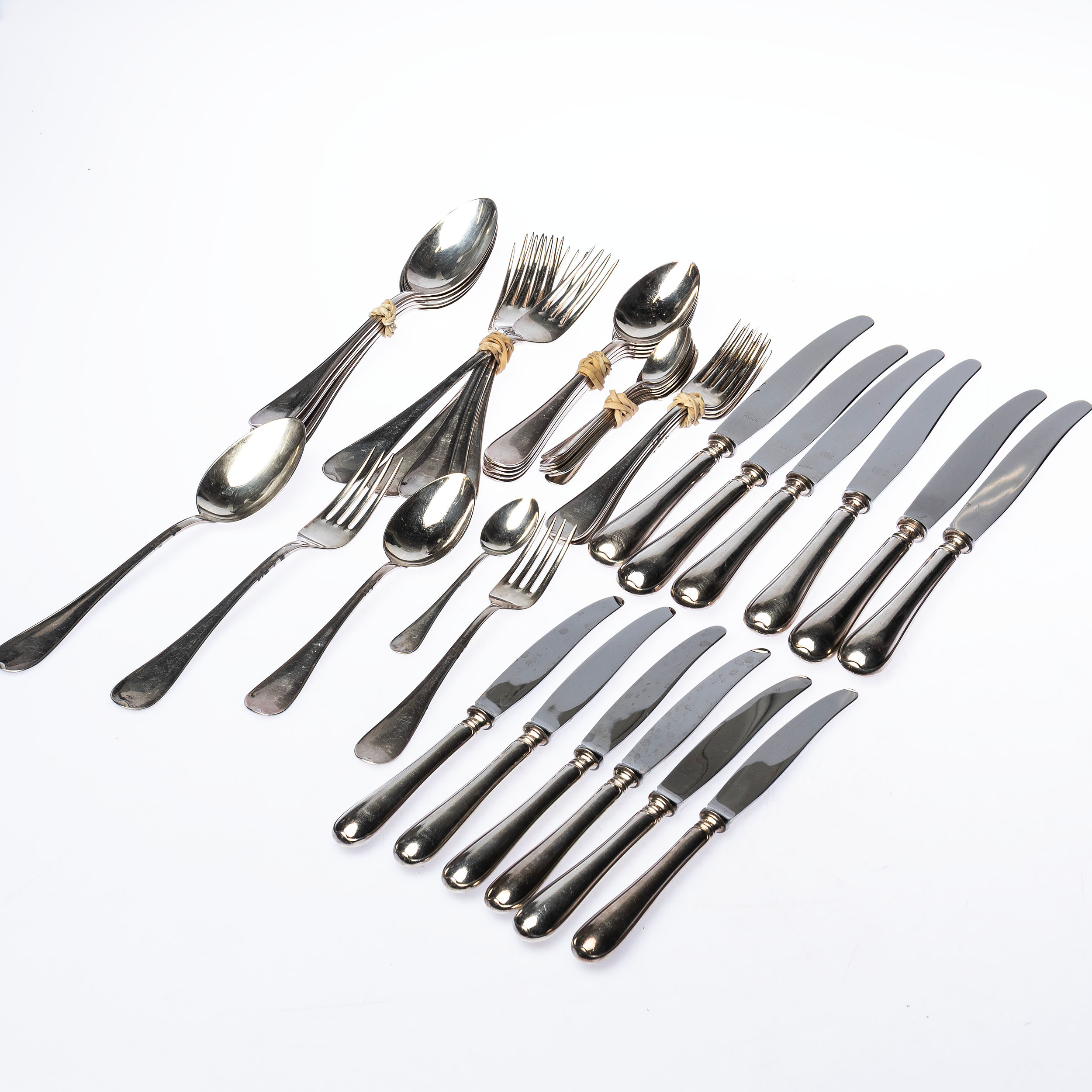 BESTICKSERVIS, Svenska modellen, silver, 44 delar, ca 1818 g.