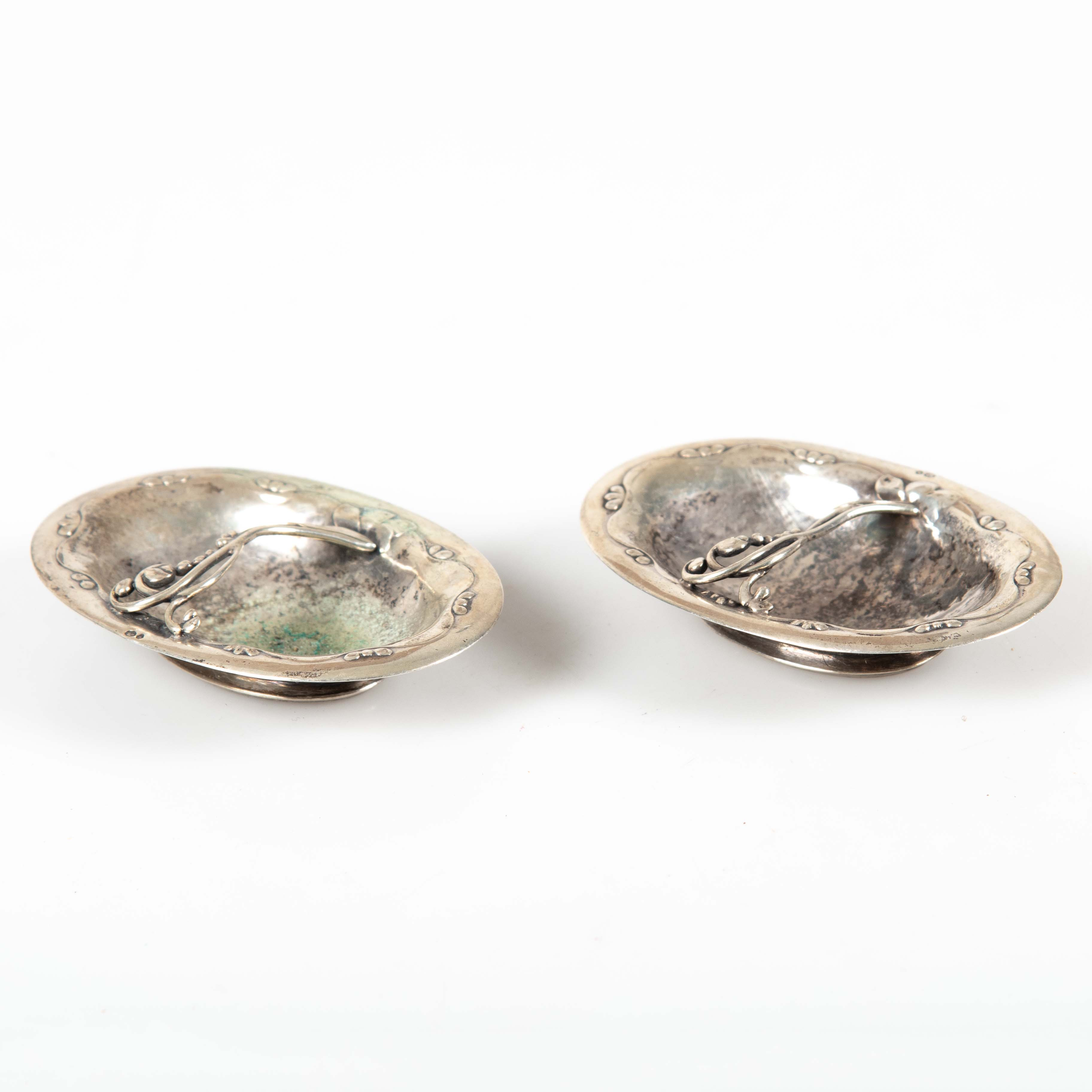 GEORG JENSEN. Saltkar, ett par, silver, Art Nouveau, Köpenhamn.