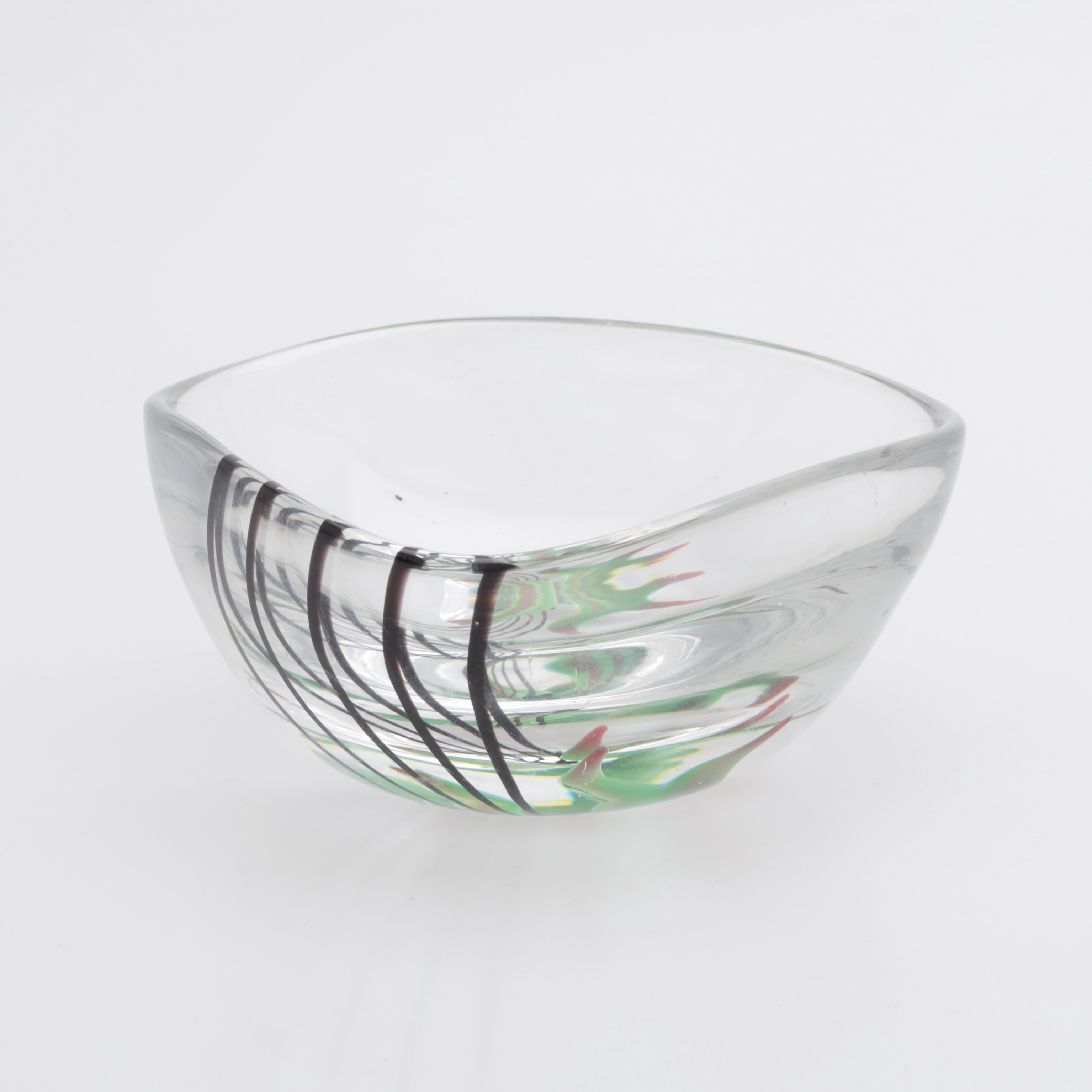 VICKE LINDSTRAND. Skål, glas, Kosta, signerad.