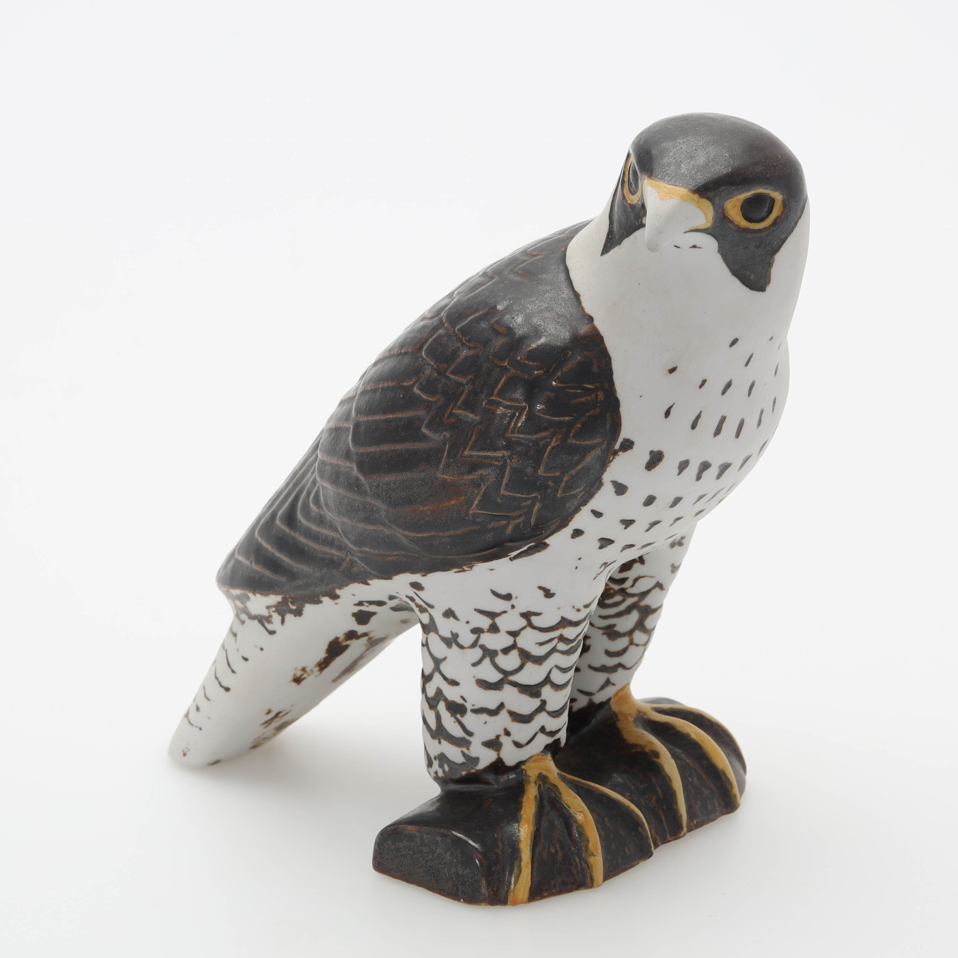 LISA LARSON. Figurin, stengods, "Pilgrimsfalk", ur serien Utrotningshotade djur, för Nordiska Kompaniet/WWF, Gustavsberg.