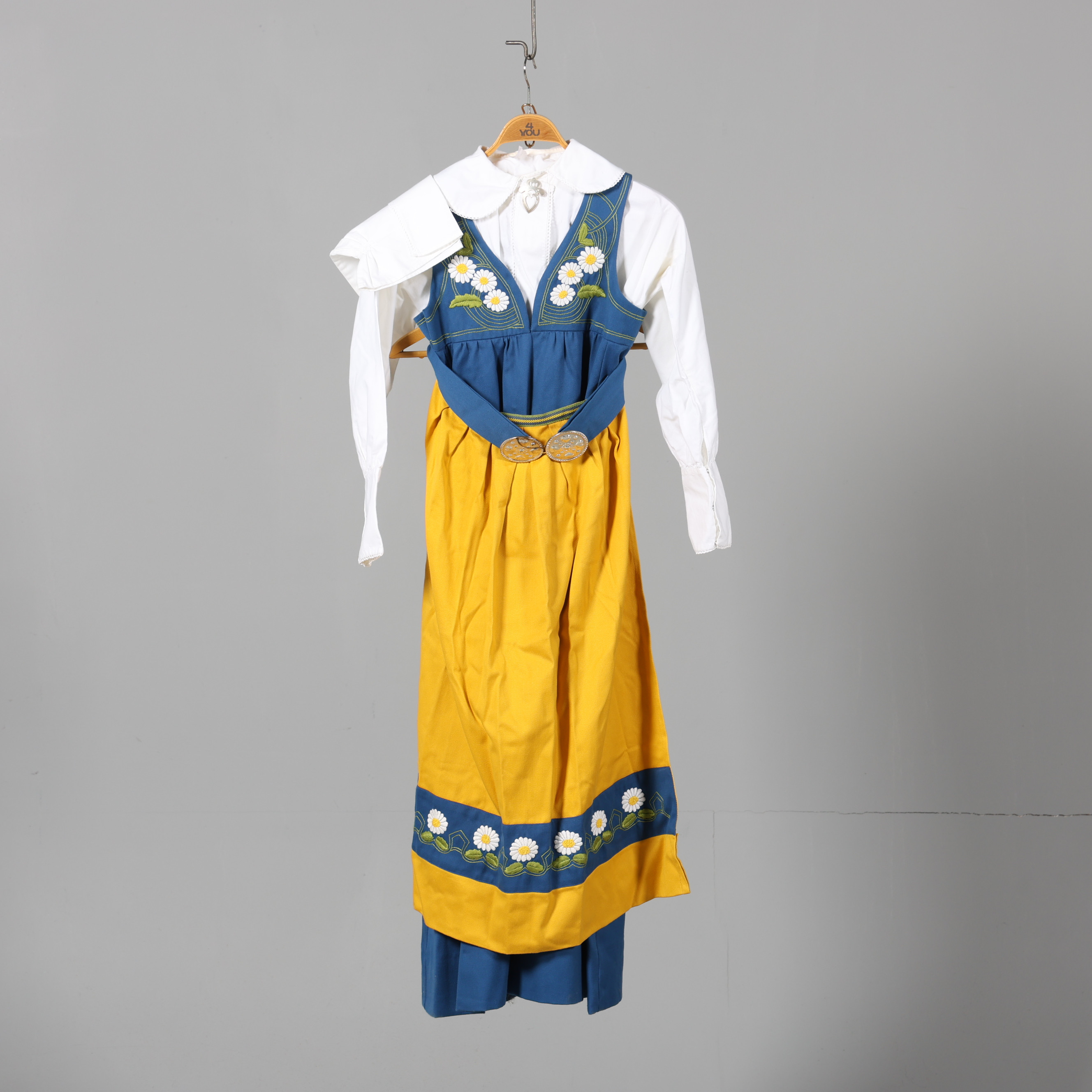 FOLKDRÄKT, Sverigedräkten, Linneväveriet Horred, Ekelund & Esspe.