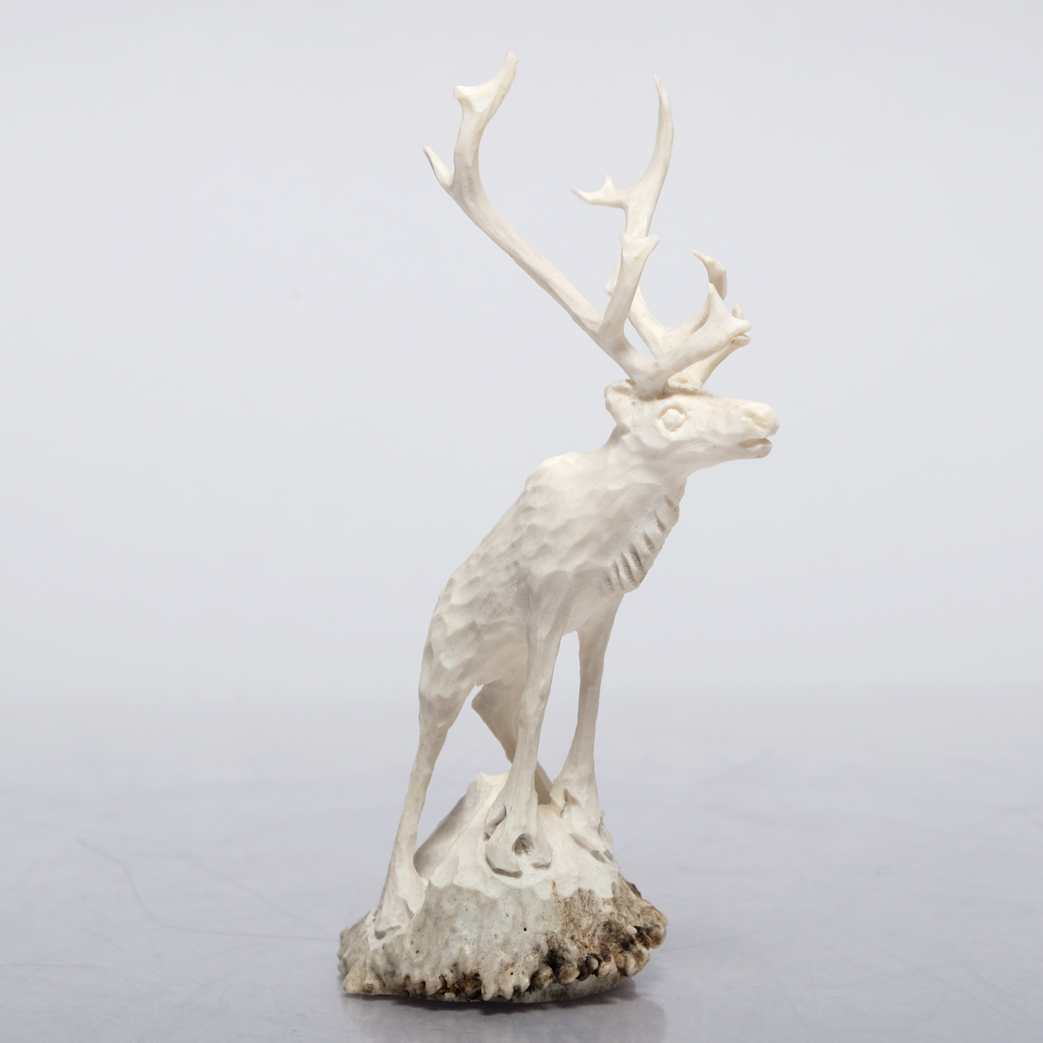 ERIK NORBERG. TILLSKRIVEN. Skulptur i hornarbete, Osignerad.