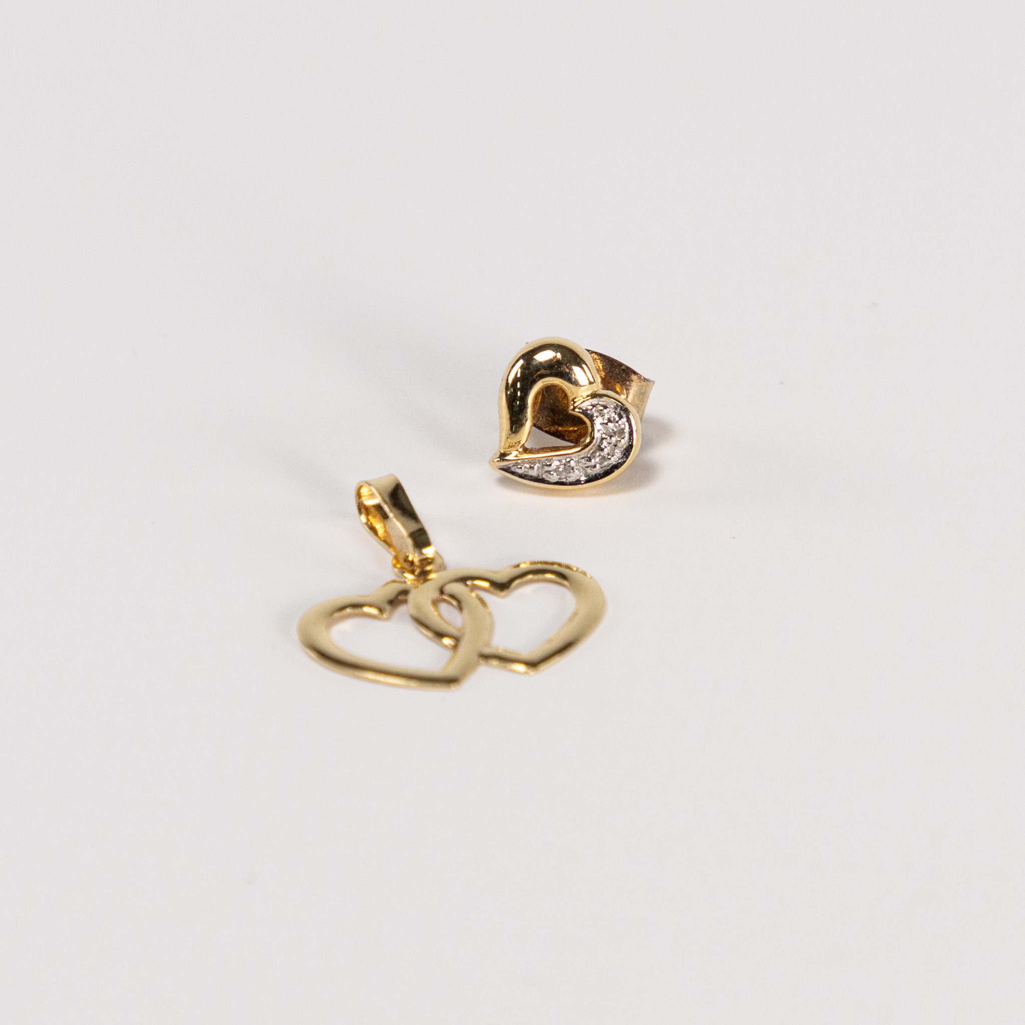 ÖRHÄNGE & HÄNGE. 18k guld.