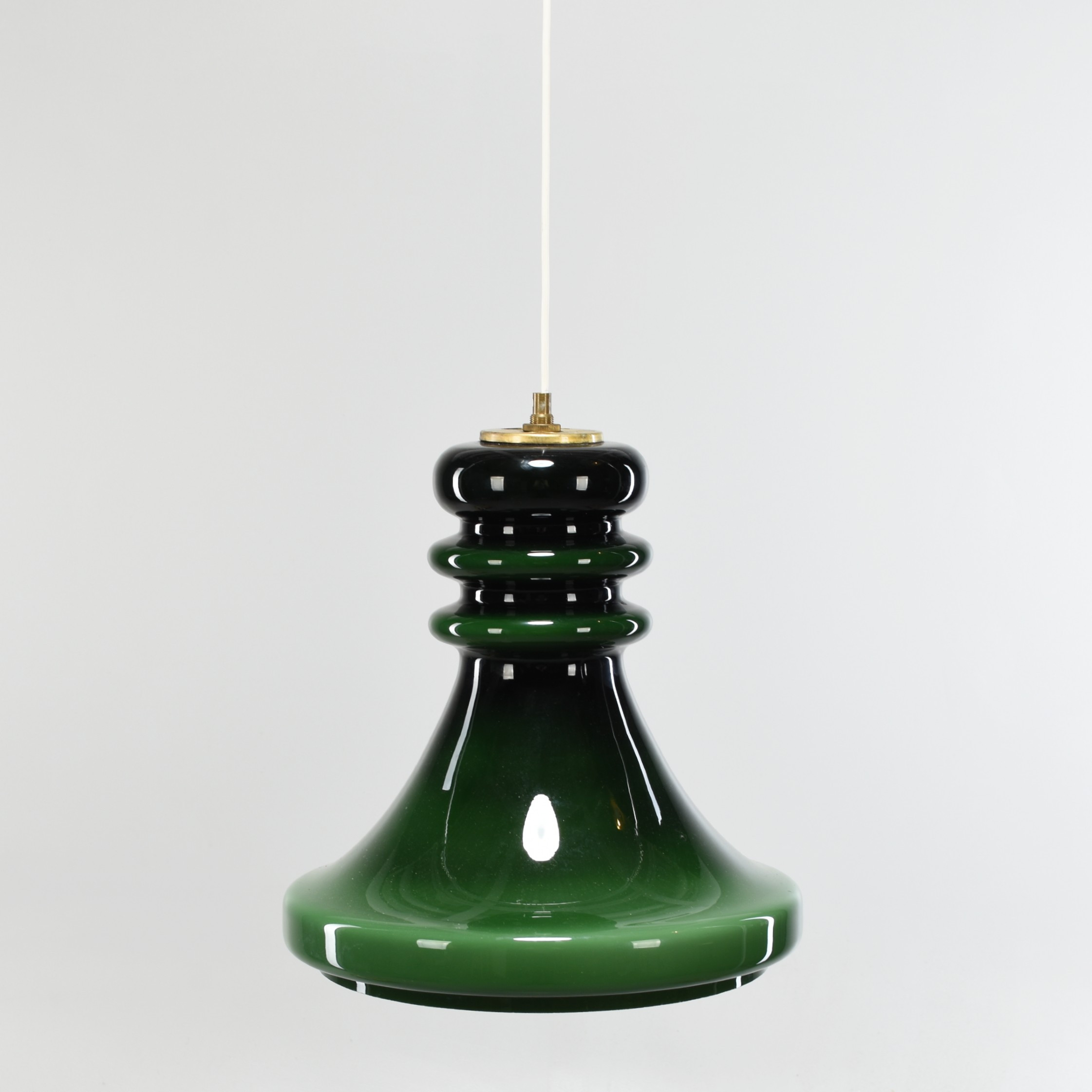 TAKLAMPA, grönt glas, möjligen Flygfors, 1900-talets senare del.
