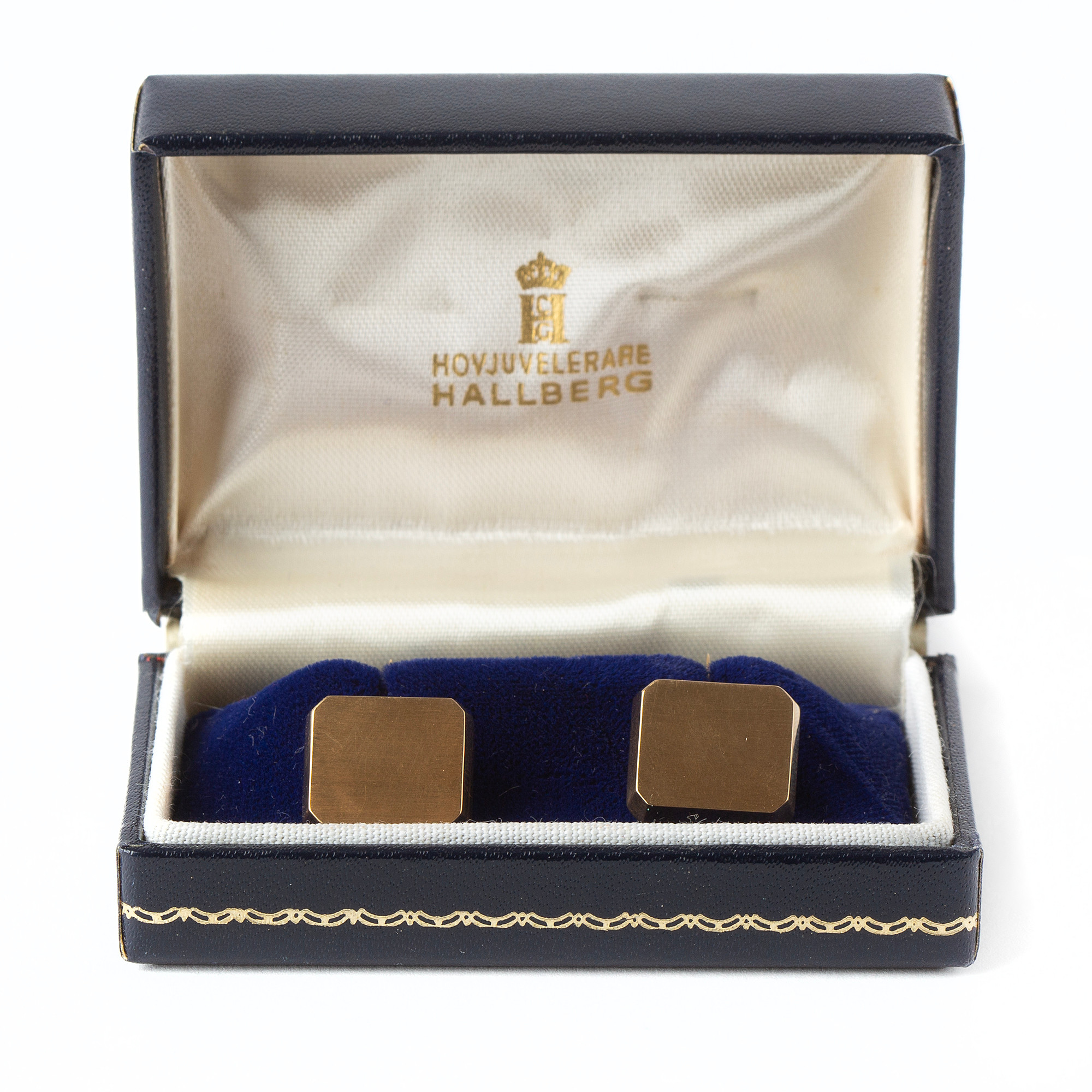 MANSCETTKNAPPAR, ett par, 18K guld, John Pettersson, Stockholm, 1964.