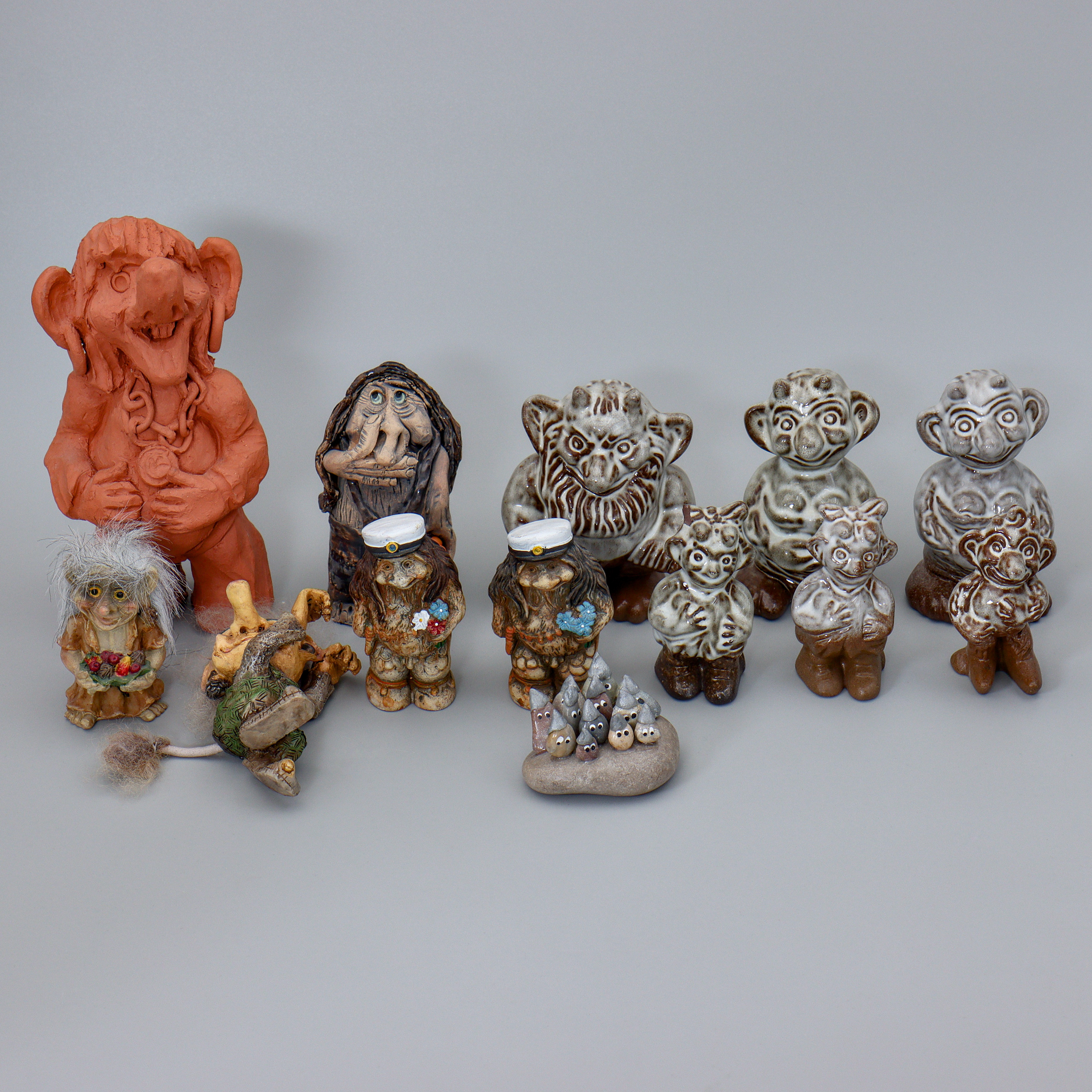 SAMLING TROLL, FIGURINER, 13 DELAR, BL.A MONA HOLMBERG, STIG BERGLUND.