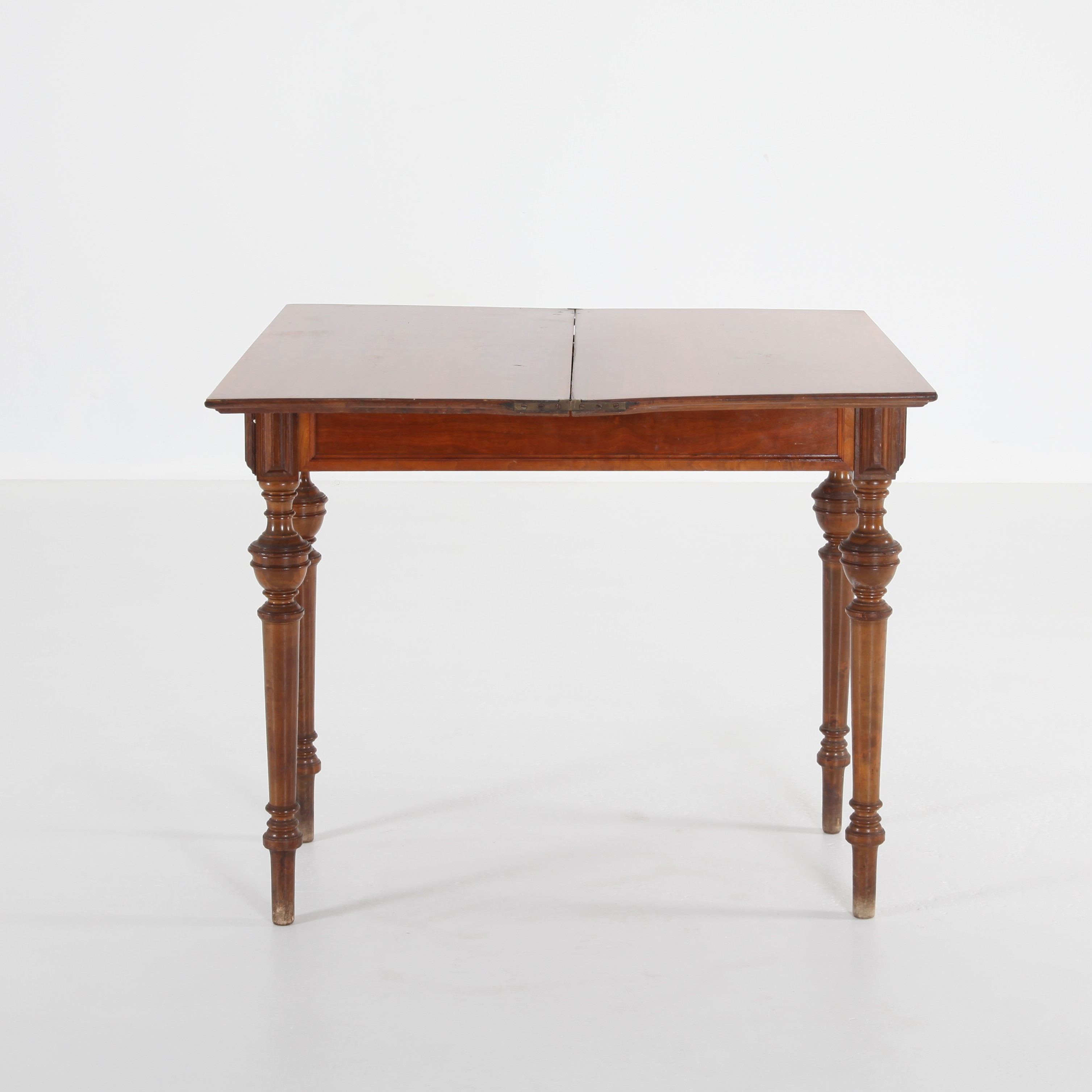 SPELBORD, Sverige 1800-talets senare del.