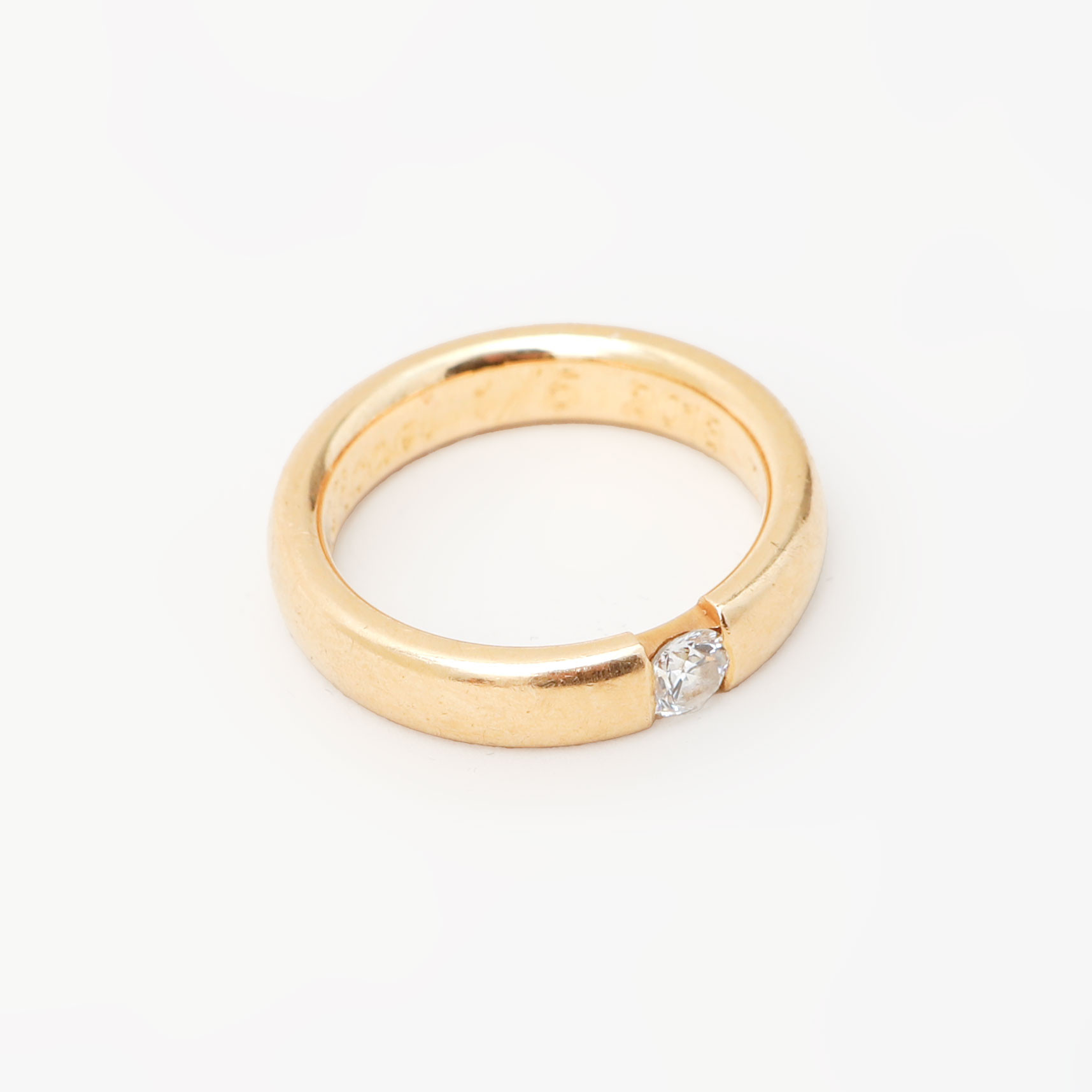 RING, 18k guld, briljantslipad diamant 0,15ct, totalvikt ca 6,3 gram.