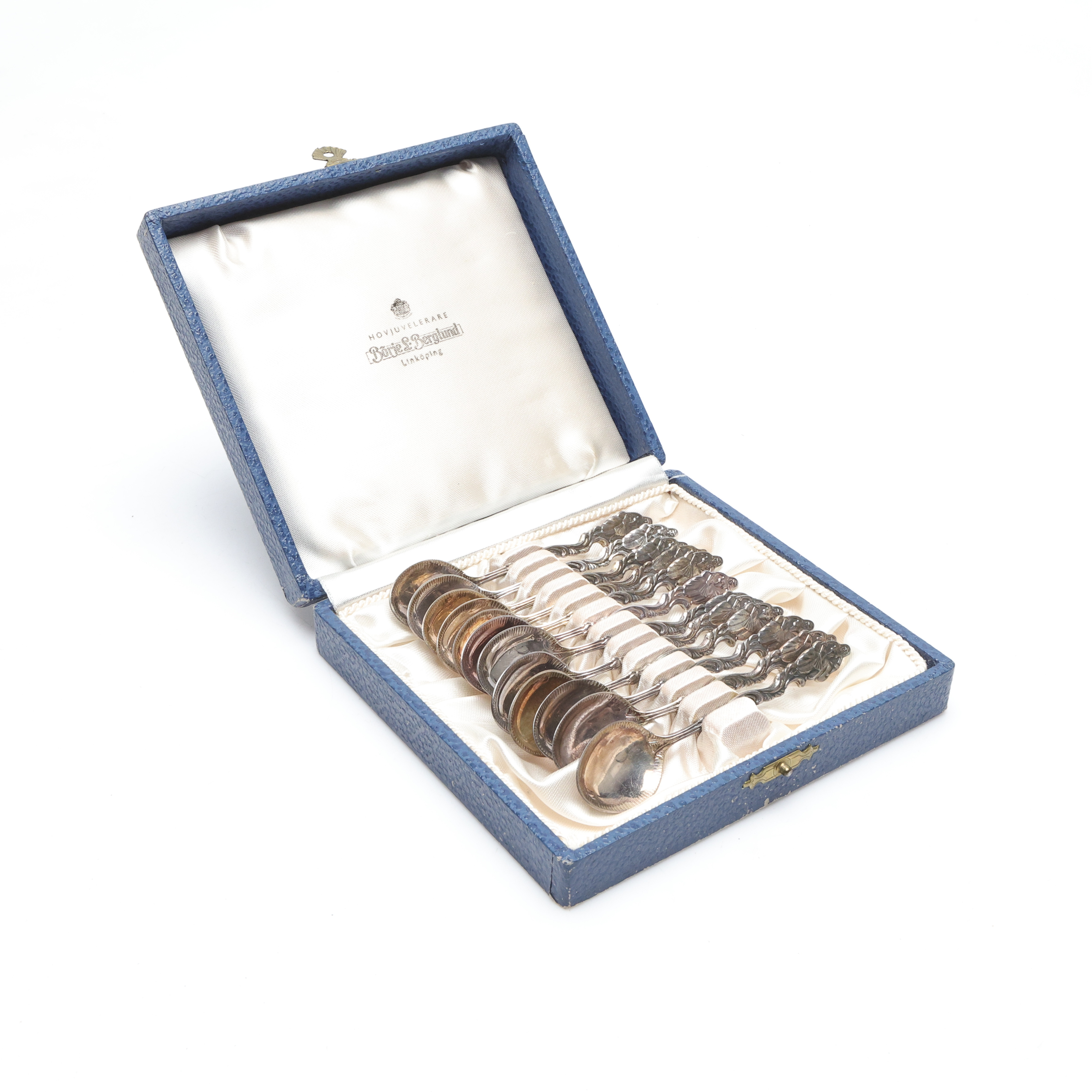 KAFFESKEDAR, 12st, rokokostil, vikt ca 129gram.