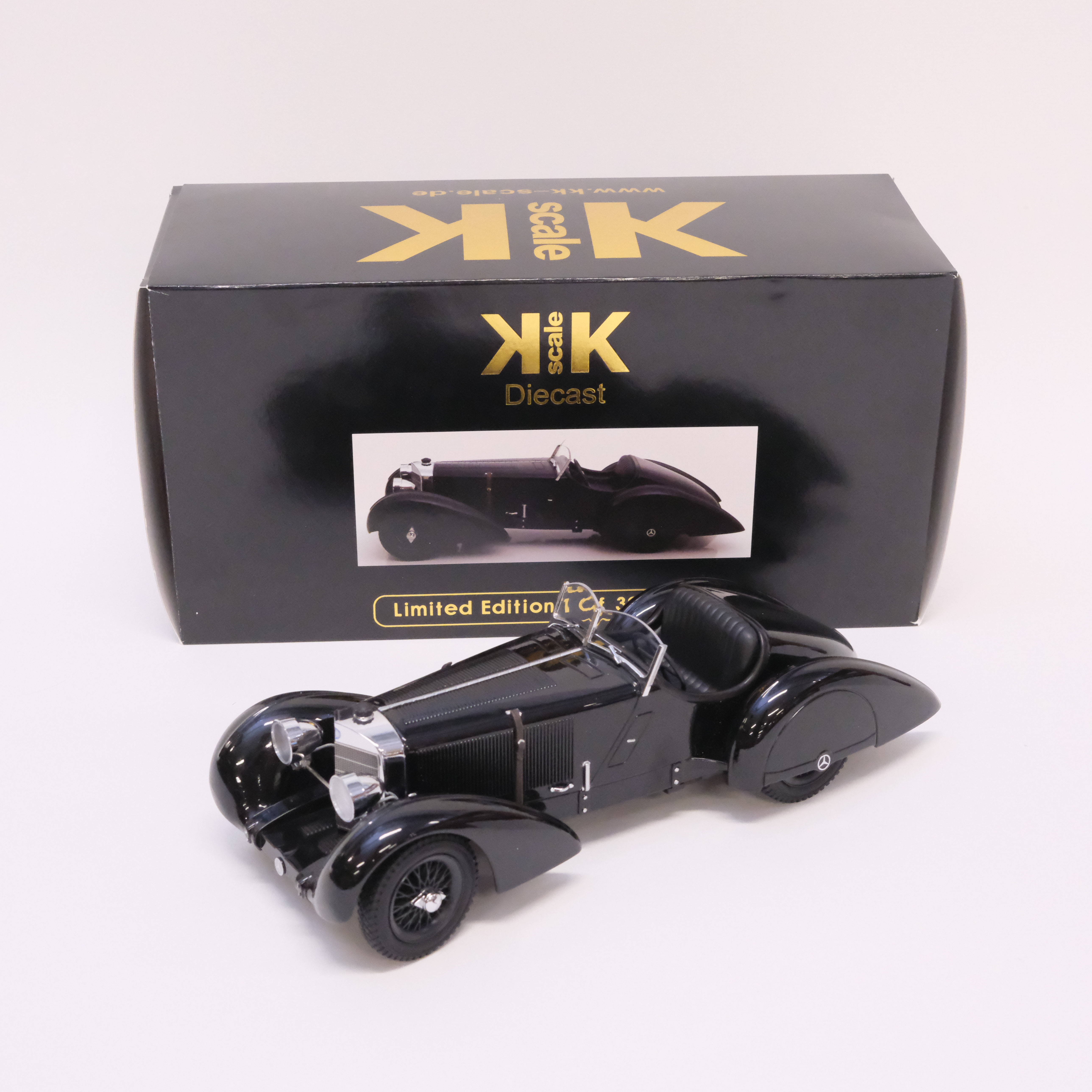 KK SCALE. MODELLBIL, MERCEDES-BENZ. LIMITED EDITION. SKALA 1:18.