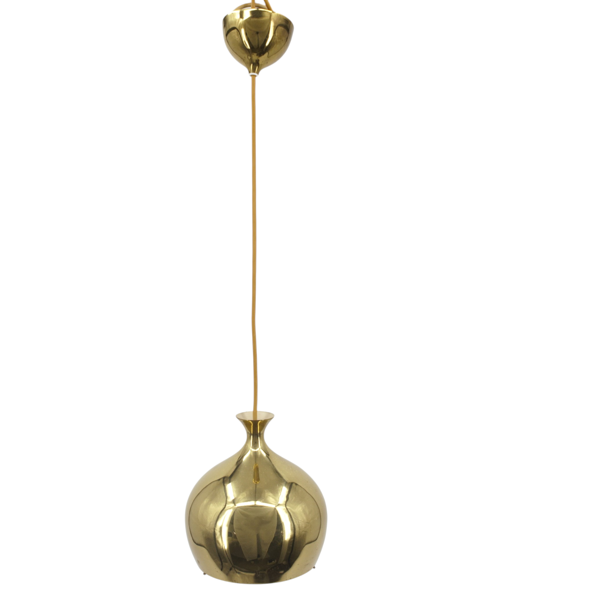 HELGE ZIMDAL. Taklampa, "Löken", mässing, 1950/60-tal.