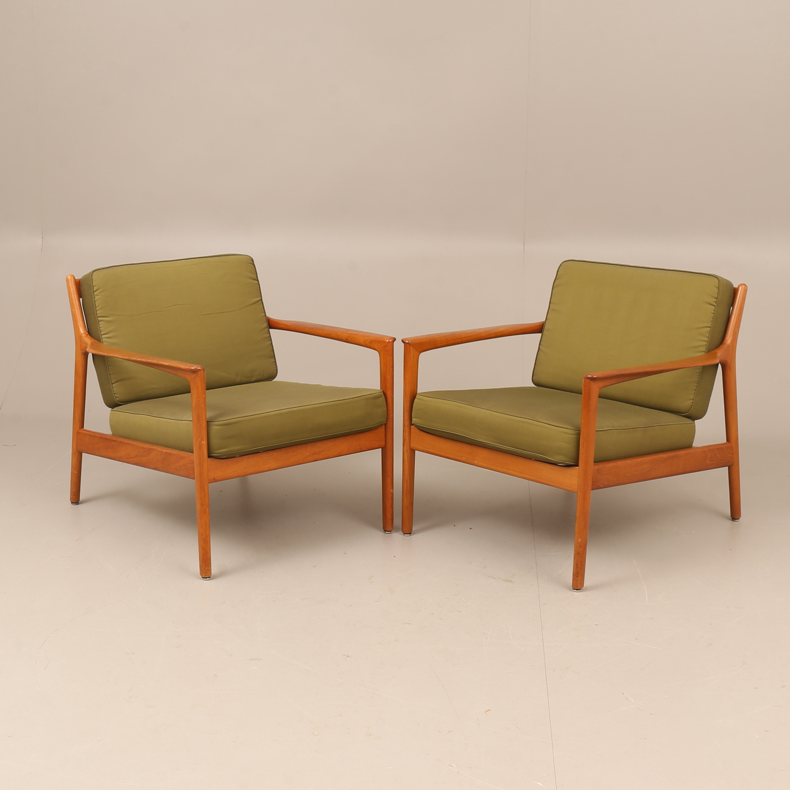 FOLKE OHLSSON. FÅTÖLJER, 2 stycken, "USA-75", Folke Ohlsson, Dux.