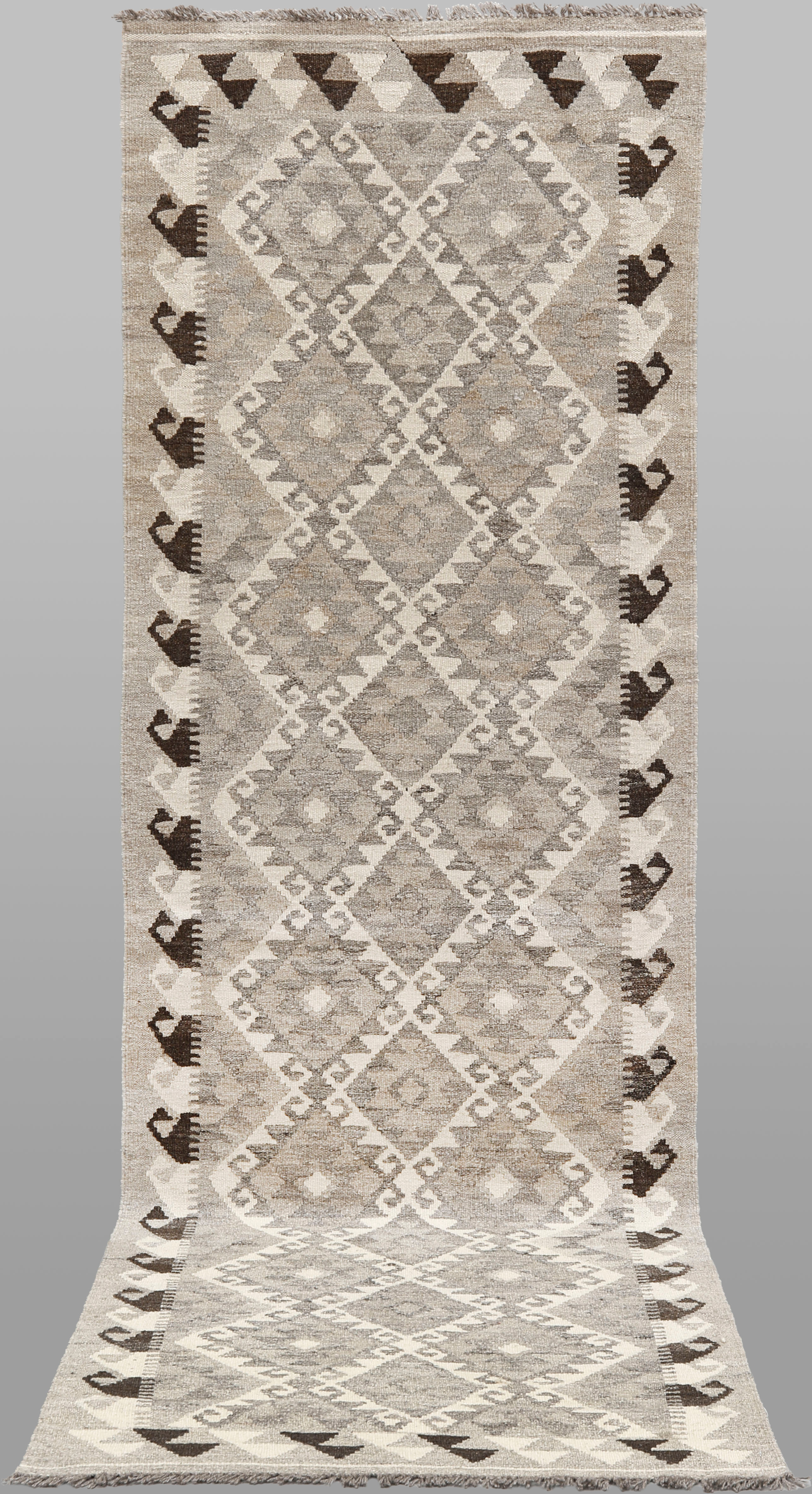 MATTA, gallerimodell, Kelim, cirka 261 x 80 cm.
