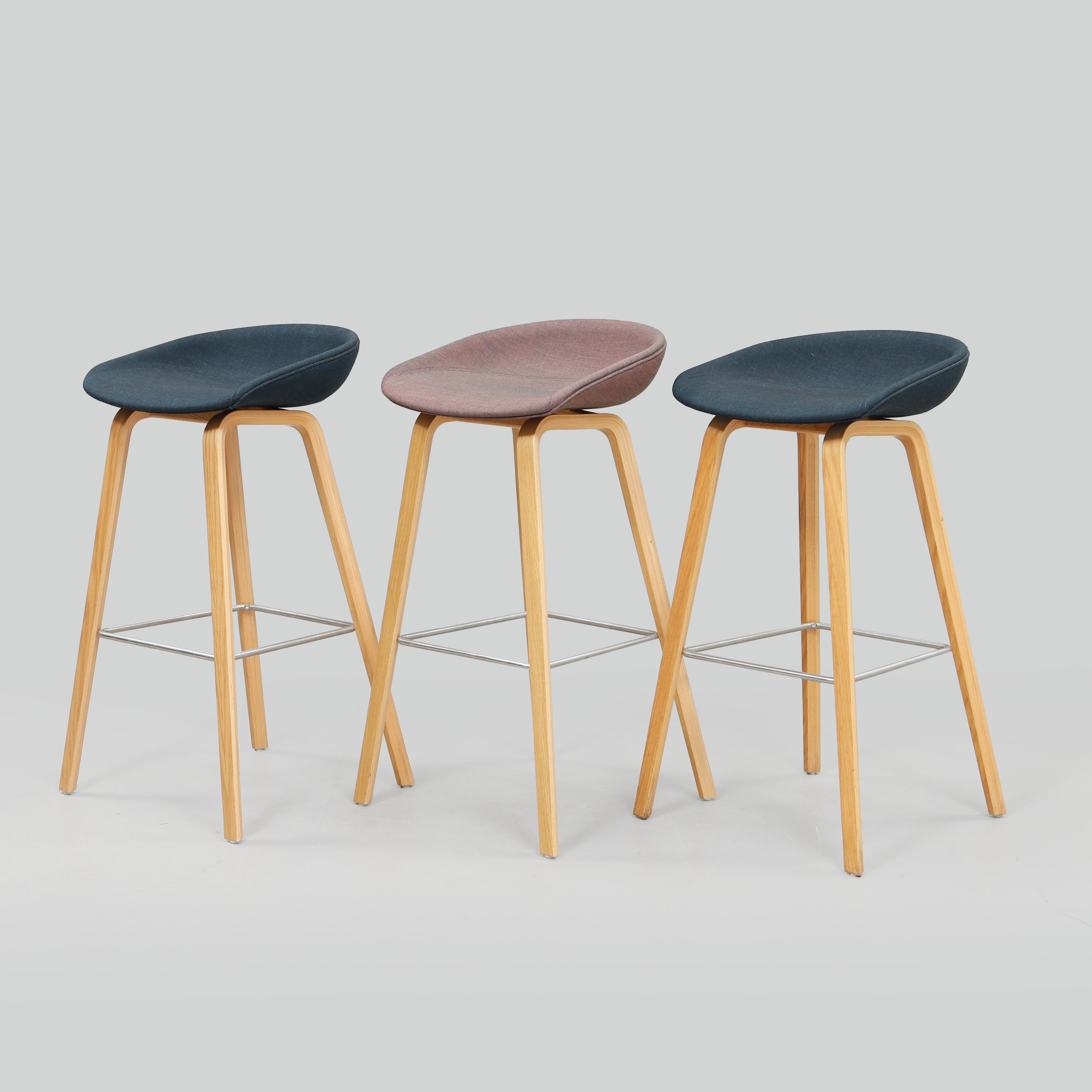 BARSTOLAR, 3 stycken, "About a Stool", HAY.
