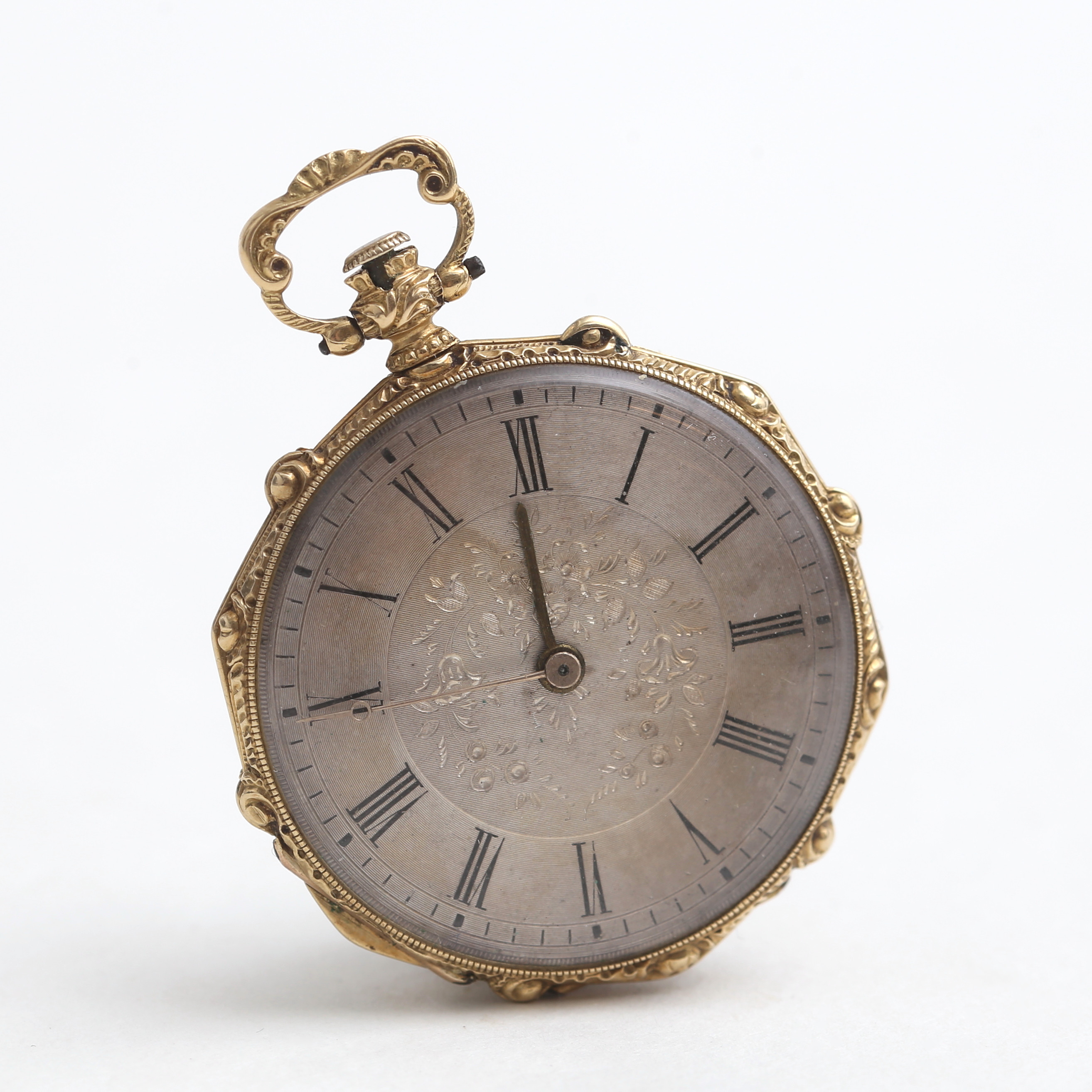 FICKUR 18K guld med emaljdekor, totalvikt ca 18,82 gram.