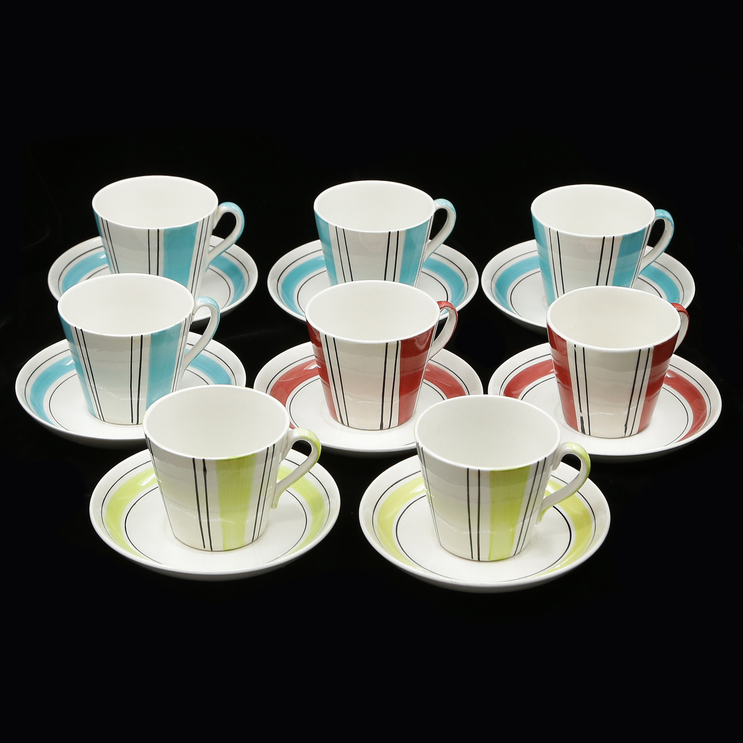 HELMER RINGSTRÖM "TRIO" 8 KOPPAR & 8 FAT, GEFLE PORSLINSFABRIK, SWEDEN, 1900-TALETS MITT.