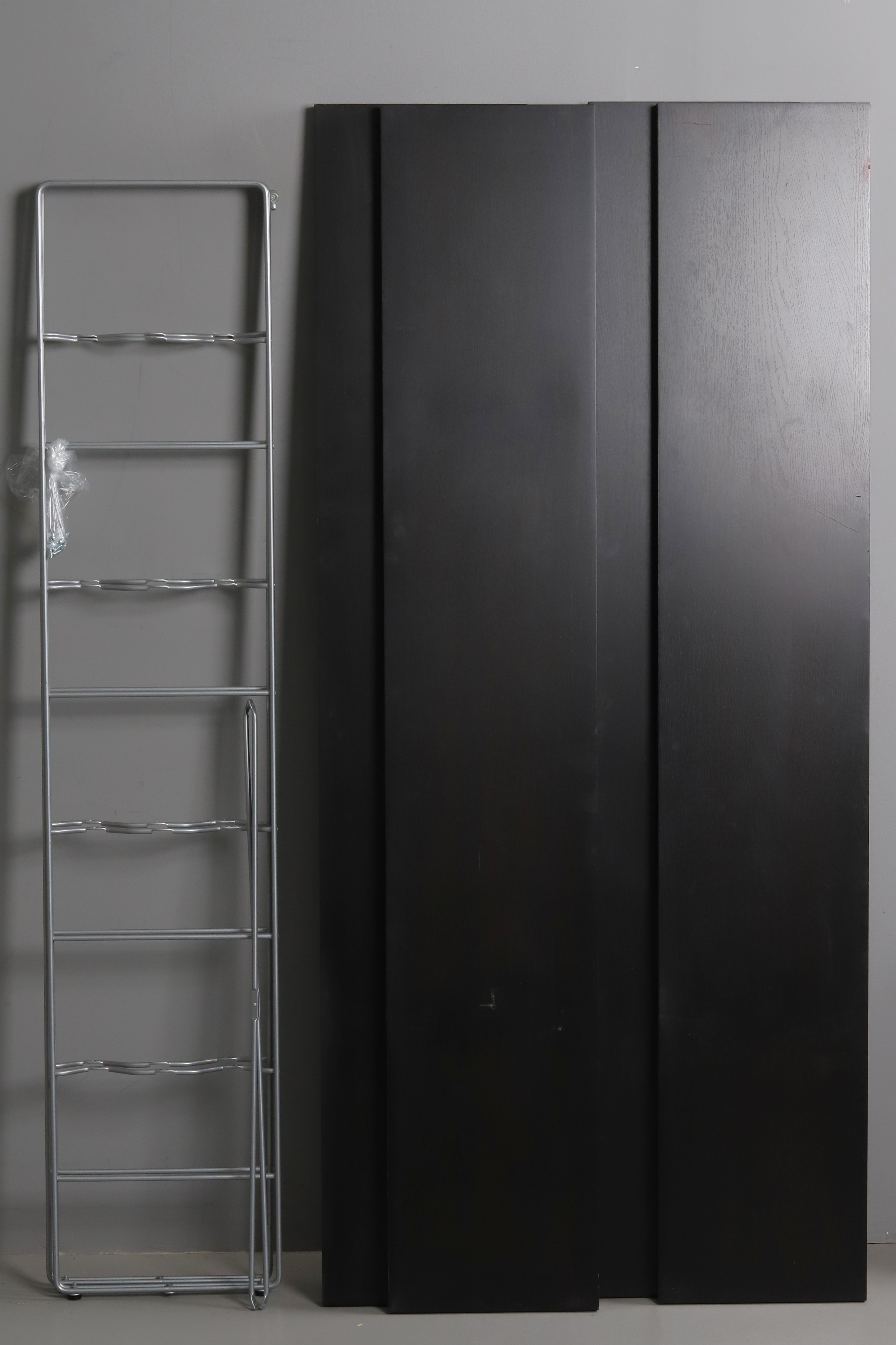 NIELS GAMMELGAARD. Bokhylla, "Enetri", IKEA.