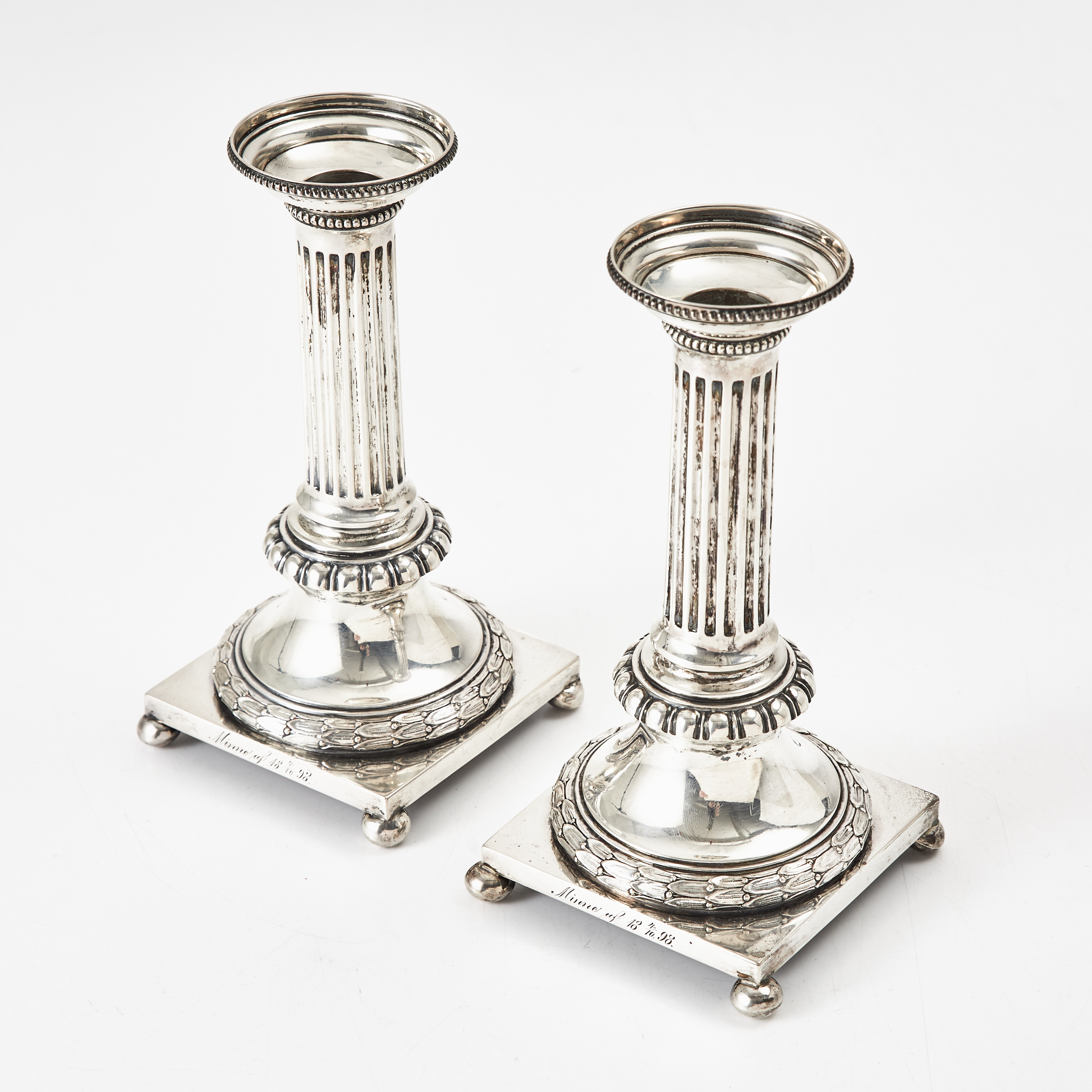 LJUSSTAKAR, 1 par, silver, gustaviansk stil, CG Hallberg, Stockholm 1898.