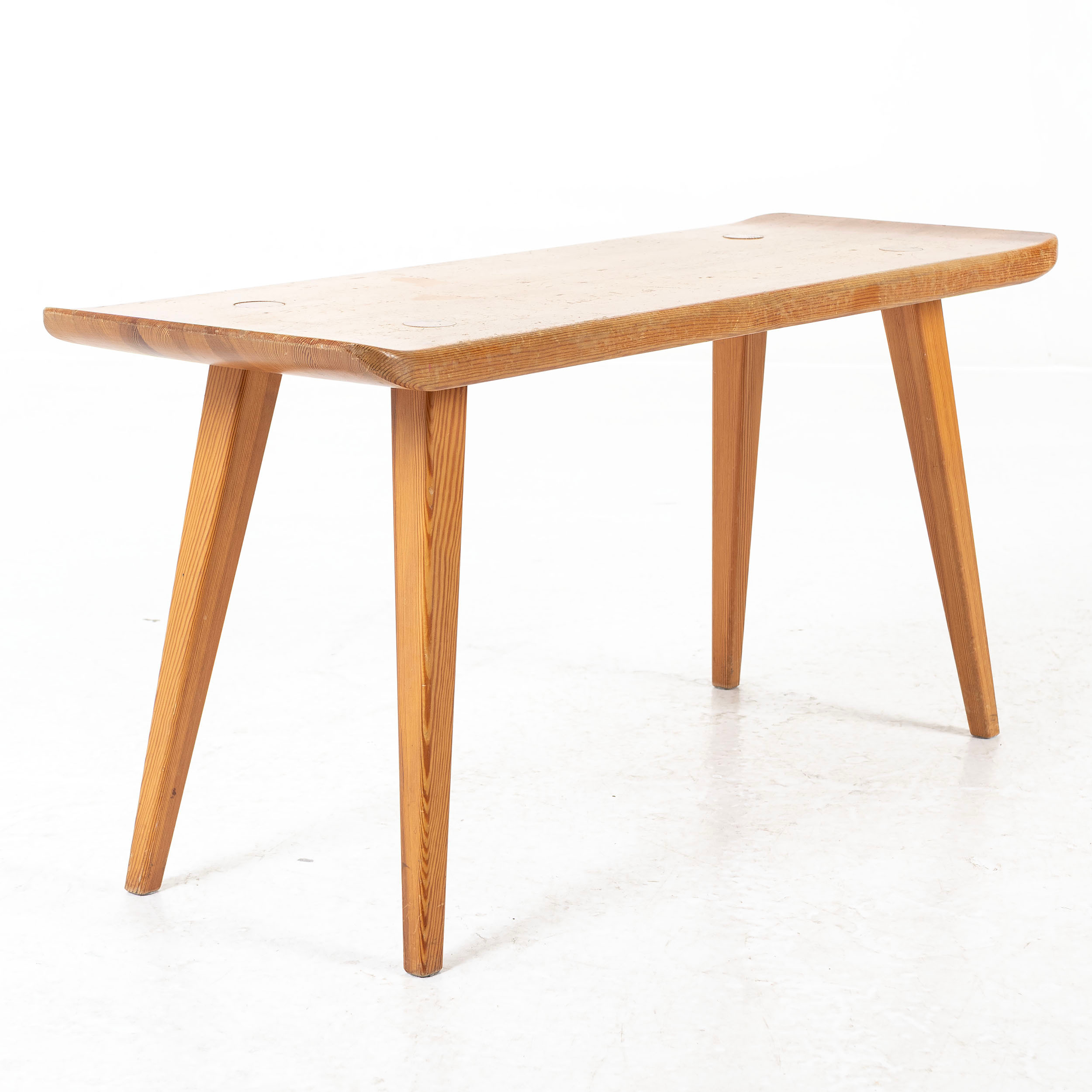 CARL MALMSTEN. Pall / Bänk, furu, "Visingsö".