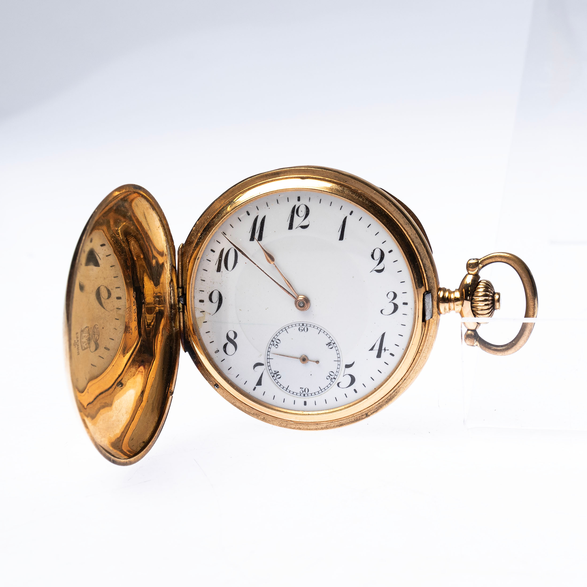 FICKUR, savonett, yttre boett 18 k guld, inre boettlock metall, 1900-talets första hälft.
