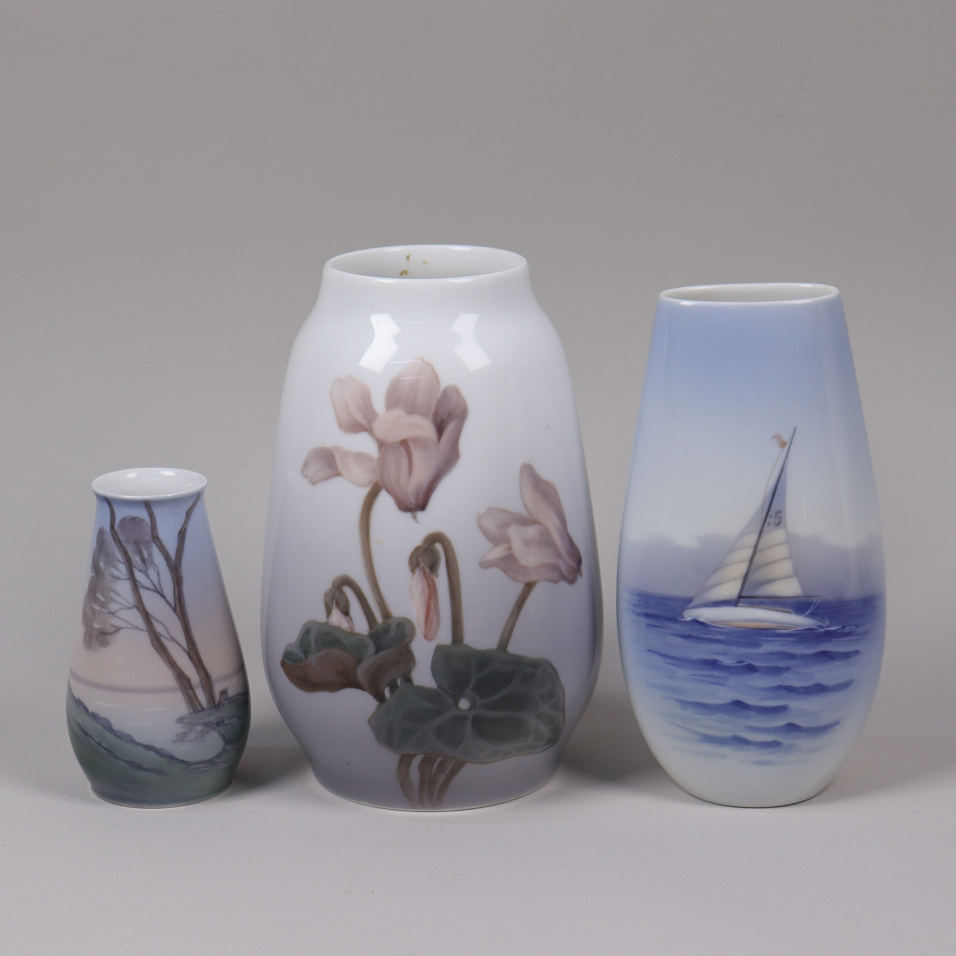VASER, porslin, Danmark, Bing & Gröndahl, Roayl Copenhagen samt Lyngby, 3 st.