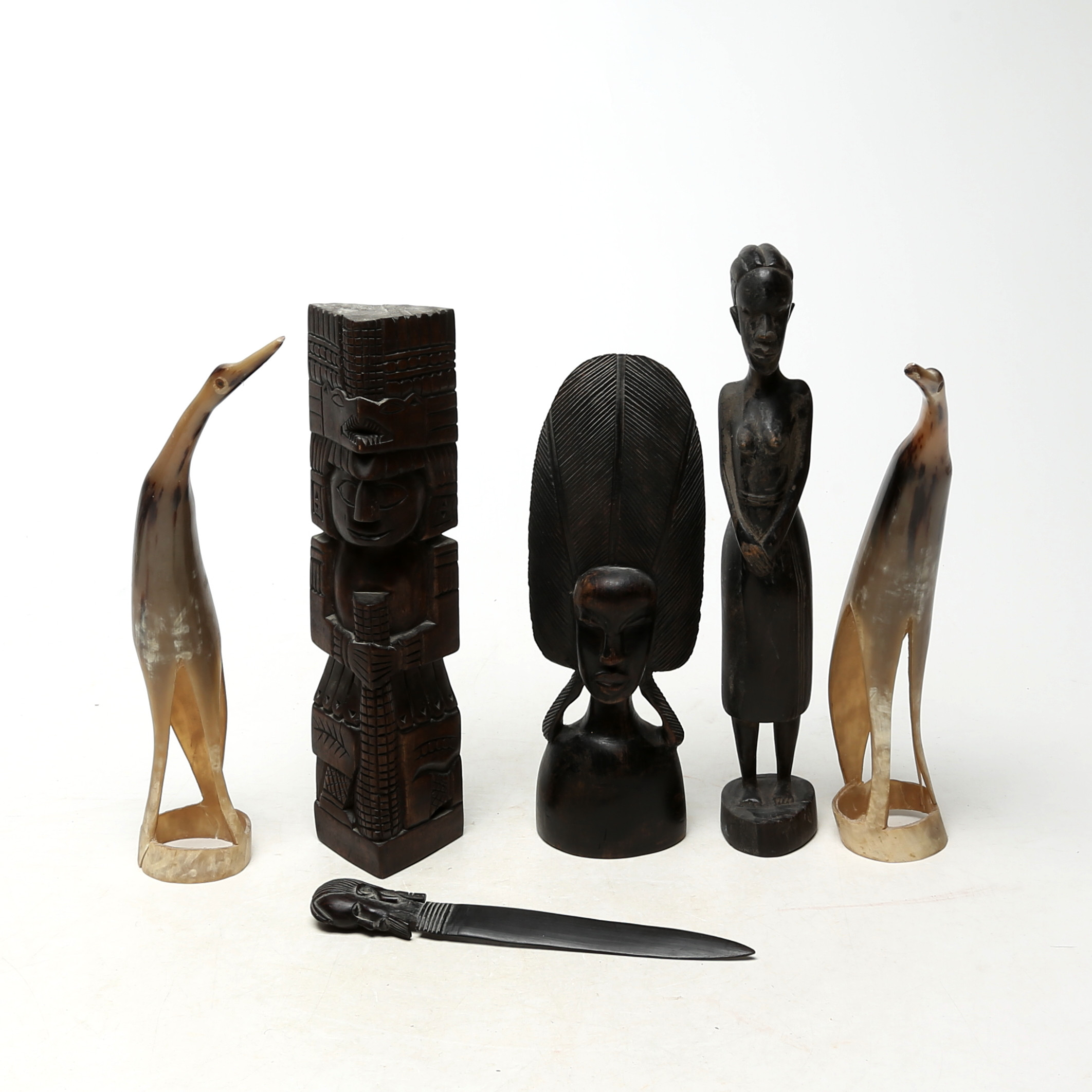 SKULPTURER, 6 st, trä/horn.