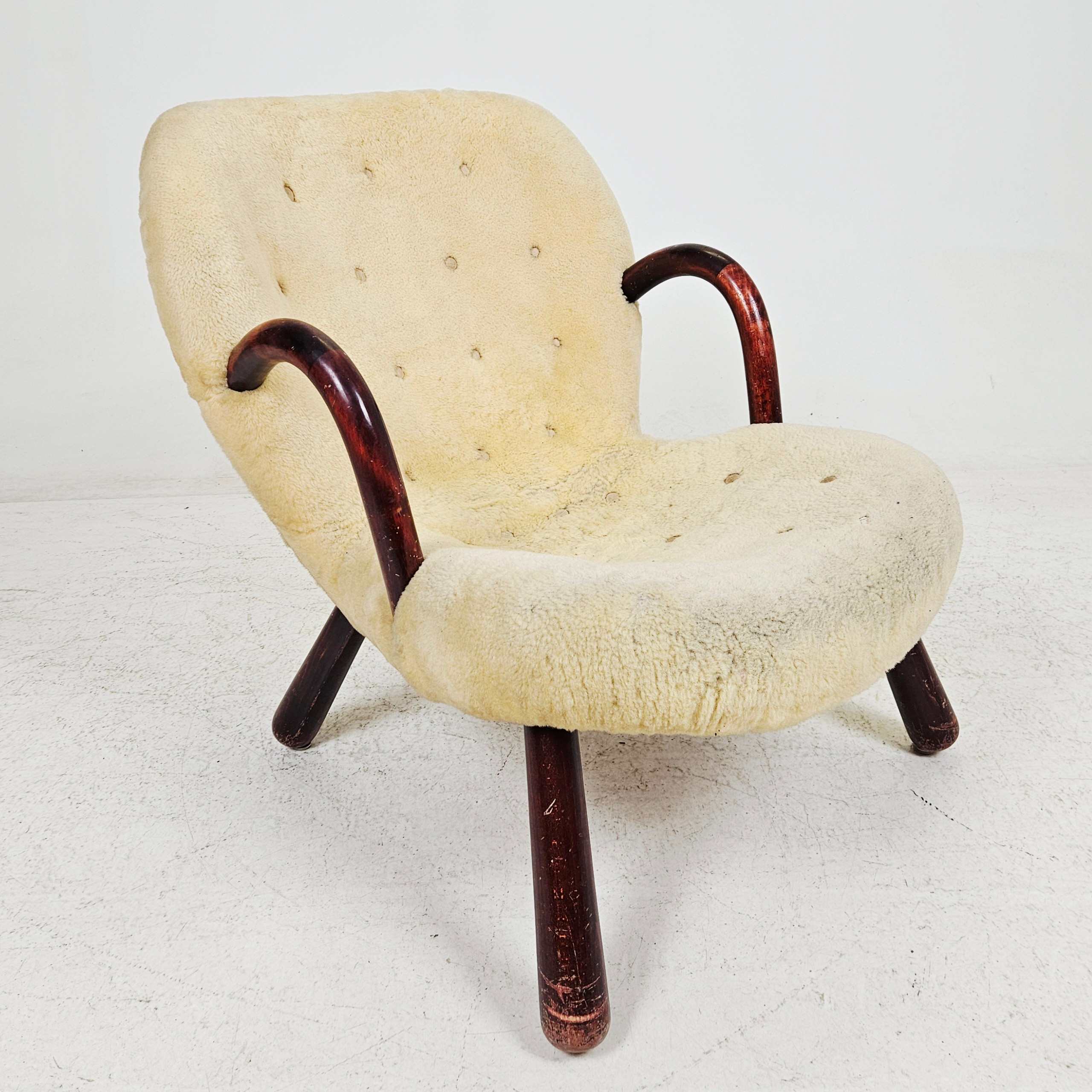 ARNOLD MADSEN. TILLSKRIVEN. Fåtölj, "Muslingestolen / Clam Chair", Danmark.