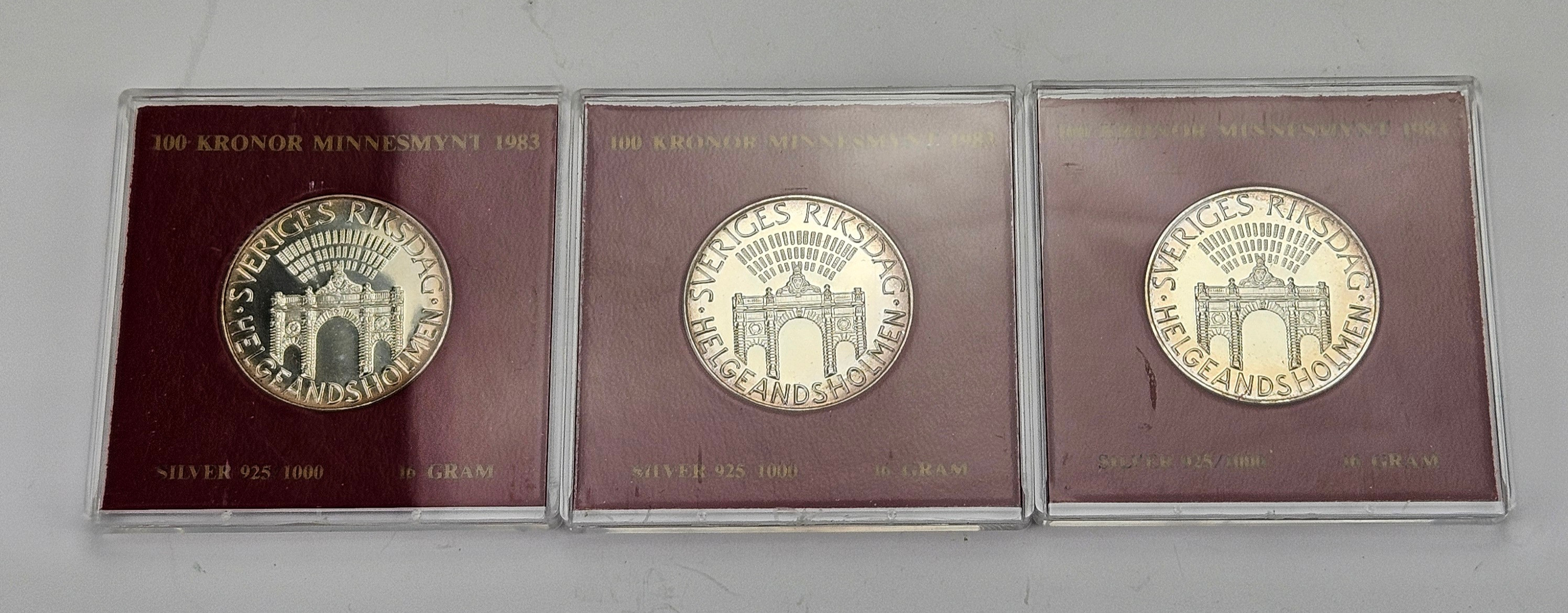 MINNESMYNT, 3 st, silver, 92,5%, 100 kronor, Sverige 1983.