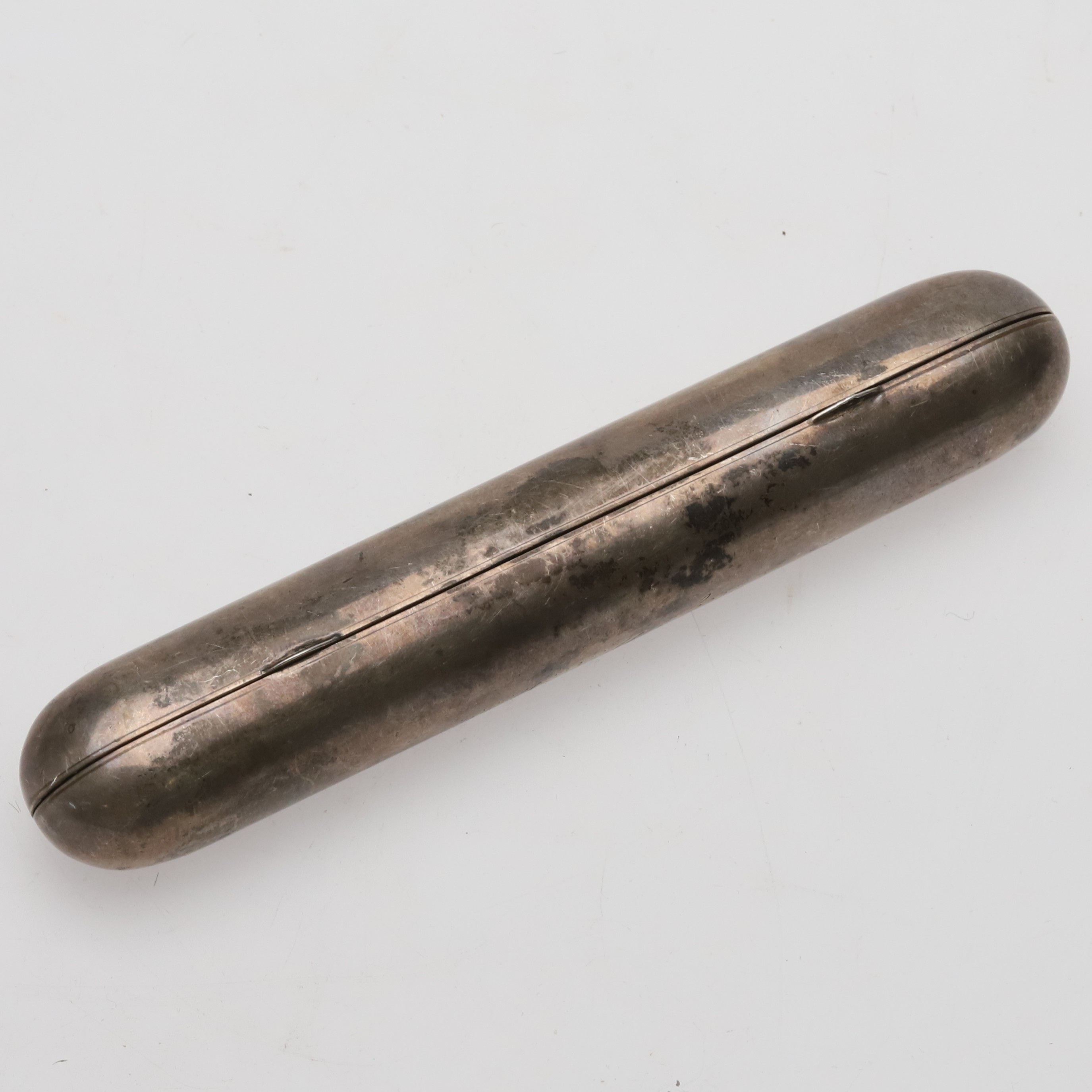 Cigarrtub, sterlingsilver, 81,3 gram.