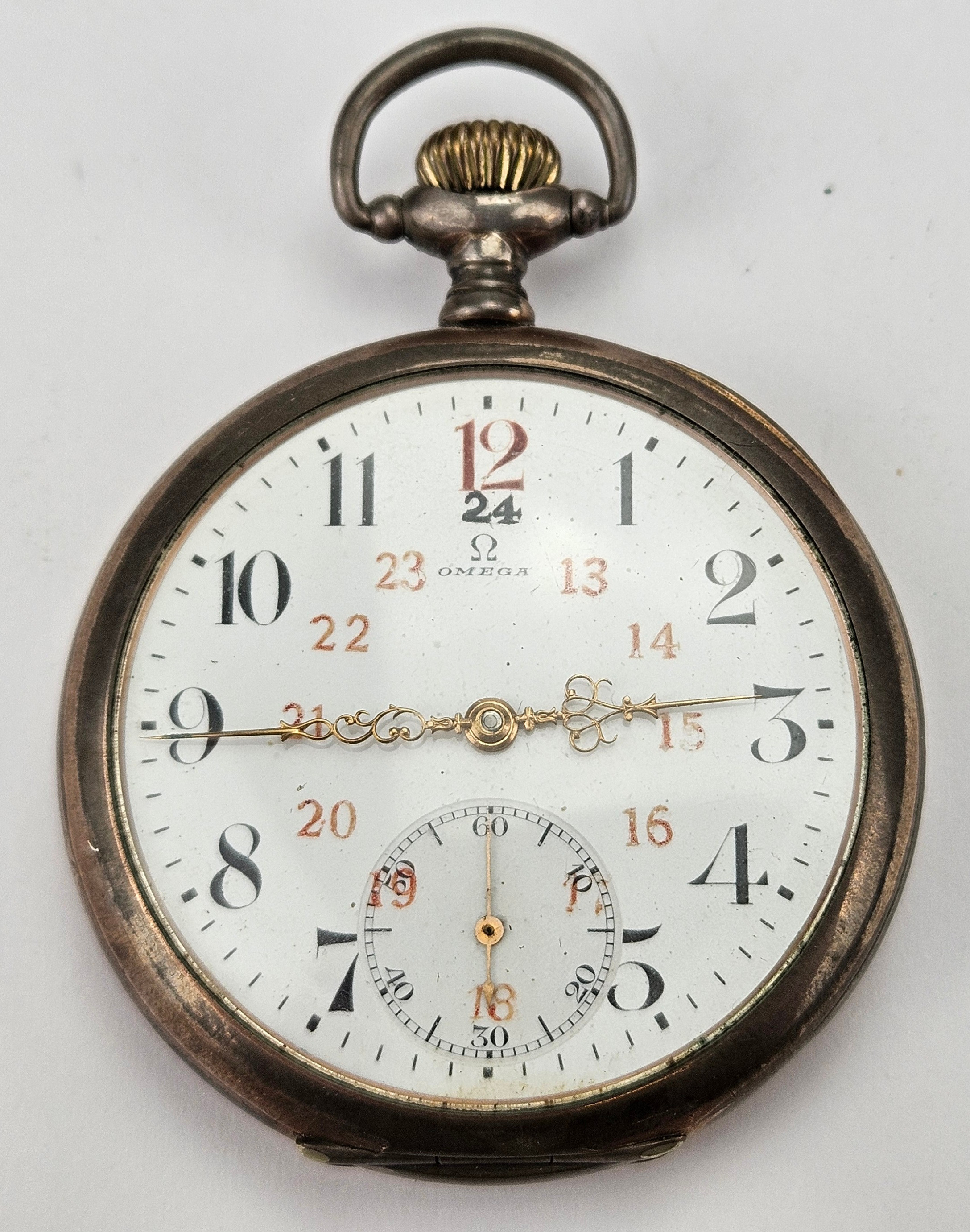 OMEGA. Fickur, silver, 24 timmars, 1900-tal.