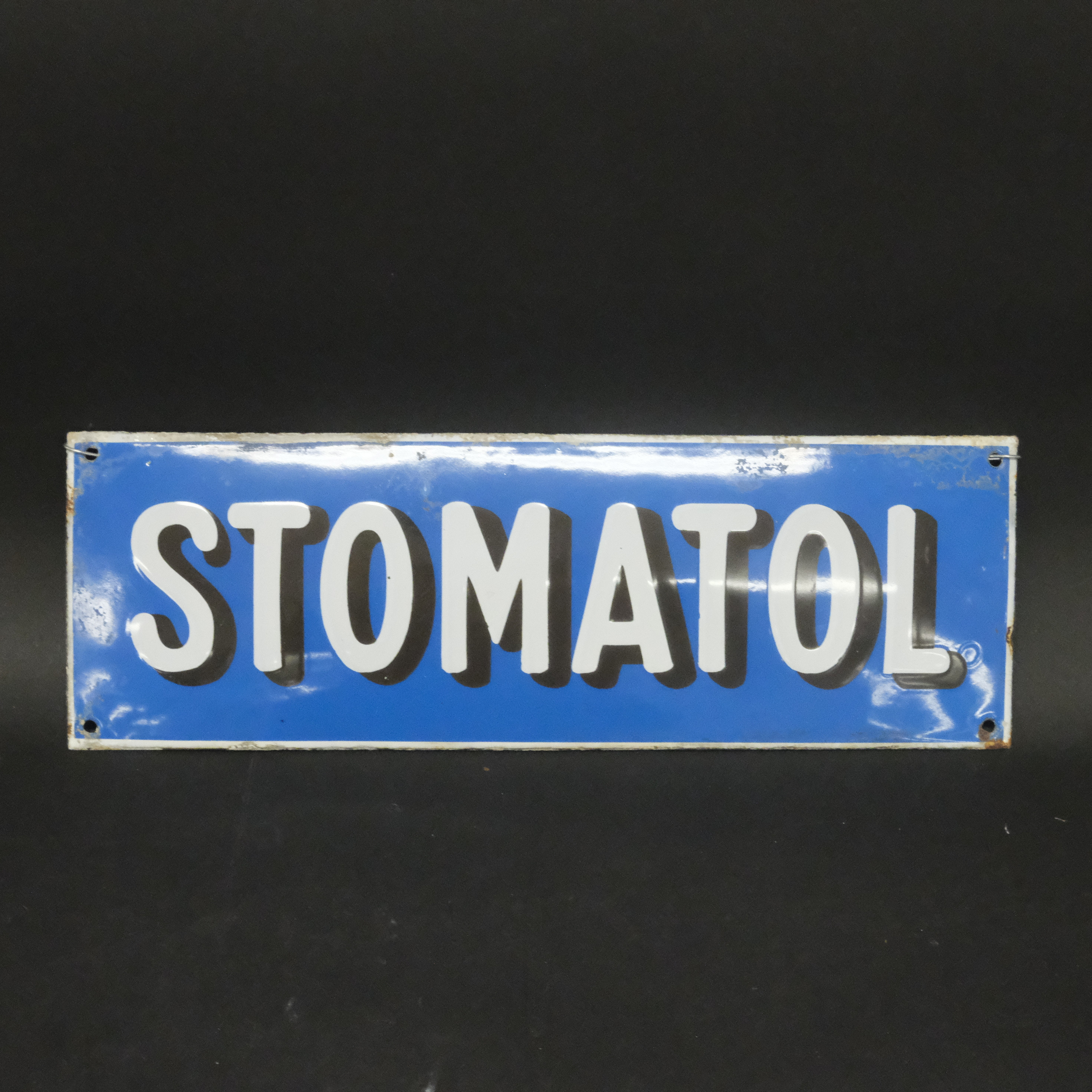 EMALJSKYLT "STOMATOL".