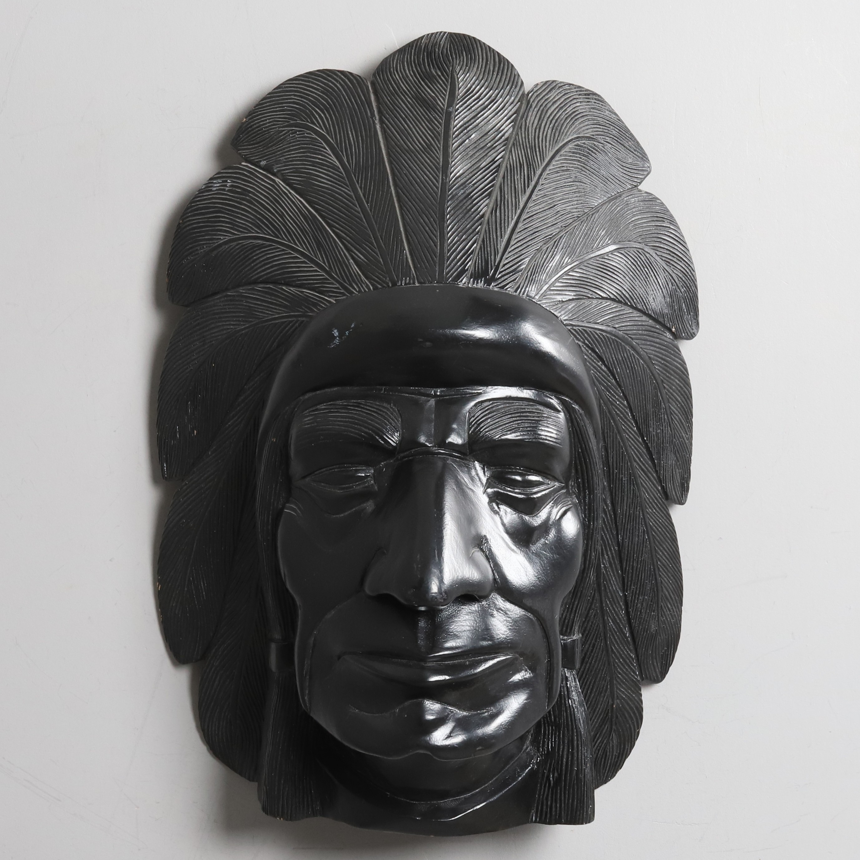SKULPTUR, trä, hövding, 1900-talets andra hälft.