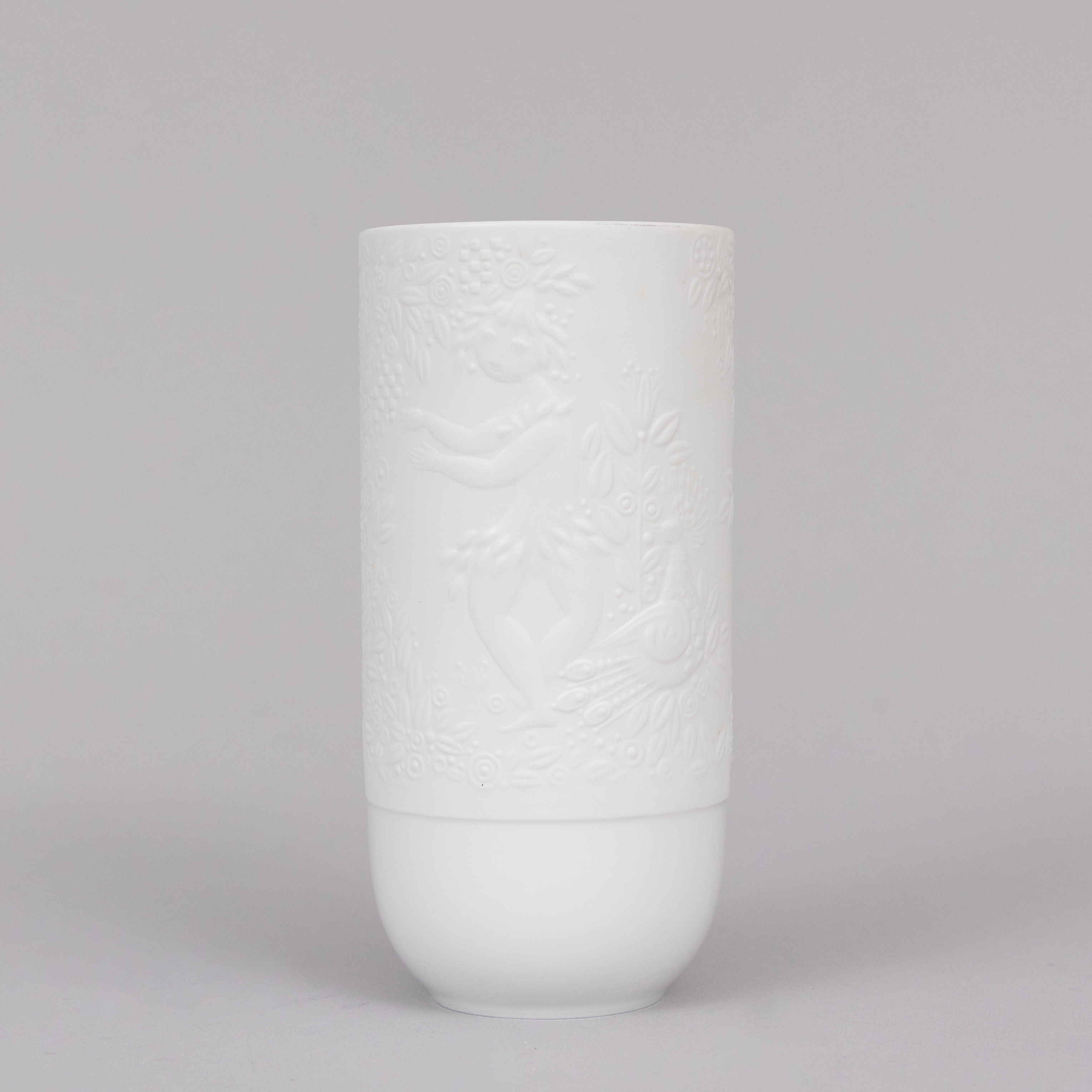 BJØRN WIINBLAD (1918-2006). Vas "Trollflöjtan", porslin, Rosenthal.